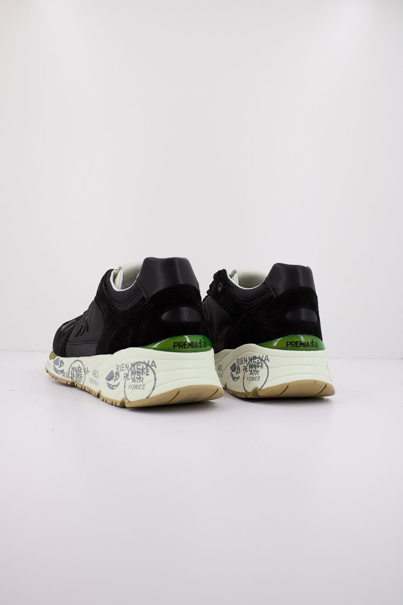 PREMIATA MASE 6624 en color NEGRO (3)