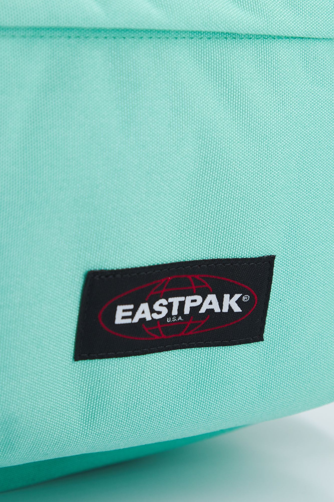 EASTPAK PADDED PAK'R en color VERDE (3)