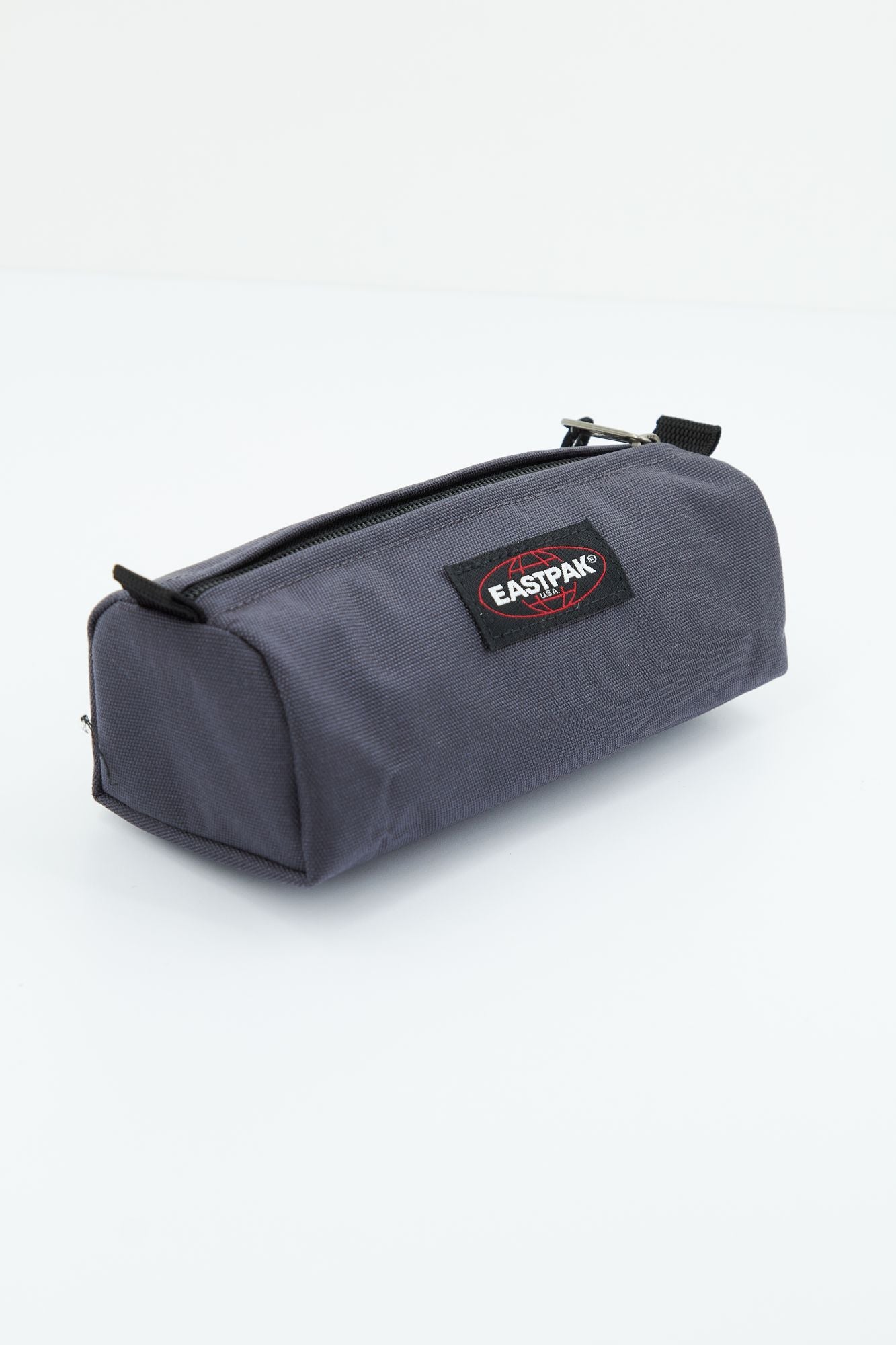 EASTPAK BENCHMARK SINGLE en color GRIS (2)