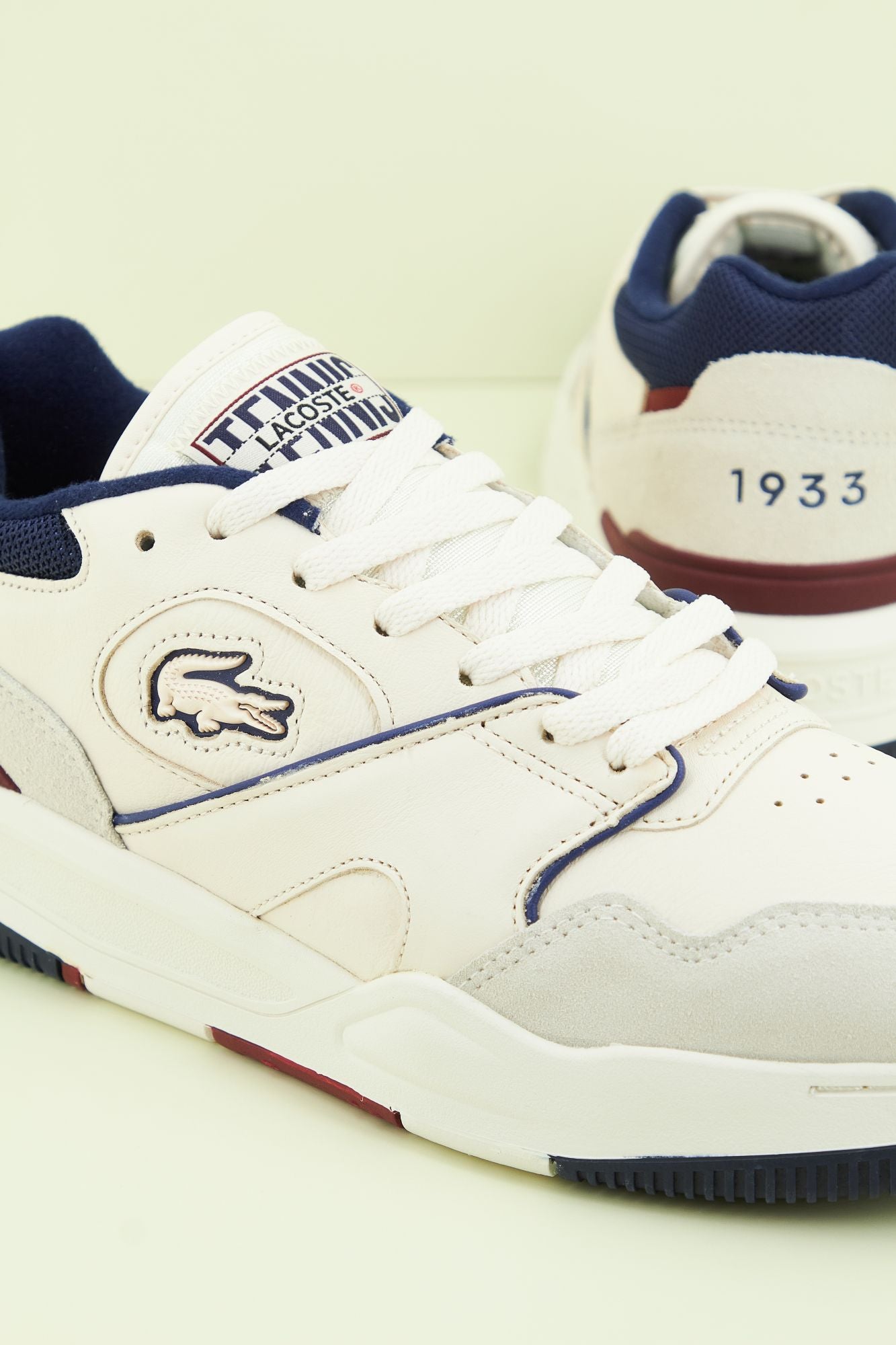 LACOSTE LINESHOT en color BEIS (4)