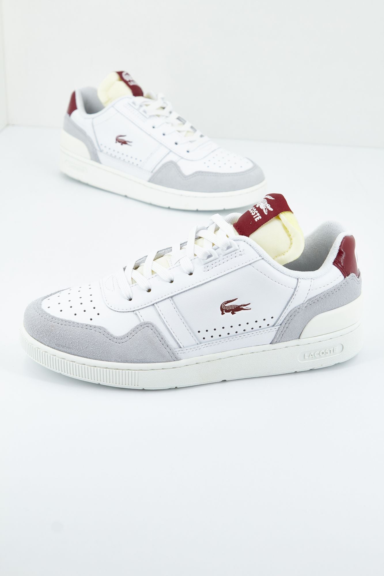 LACOSTE T-CLIP 223 5 SFA en color BLANCO (1)