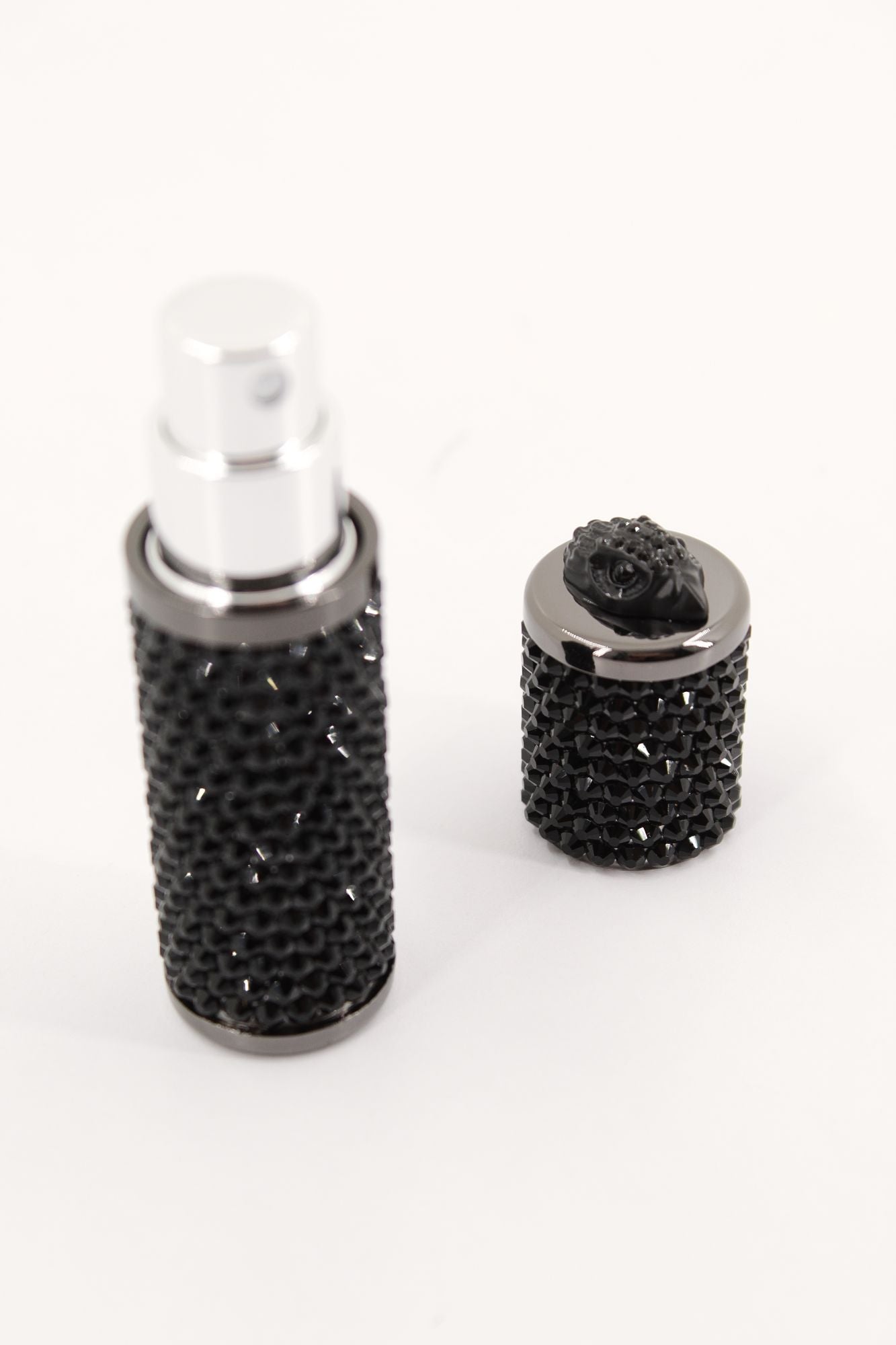 KURT GEIGER LONDON PERFUME BOTTLE HOLDER en color NEGRO (3)
