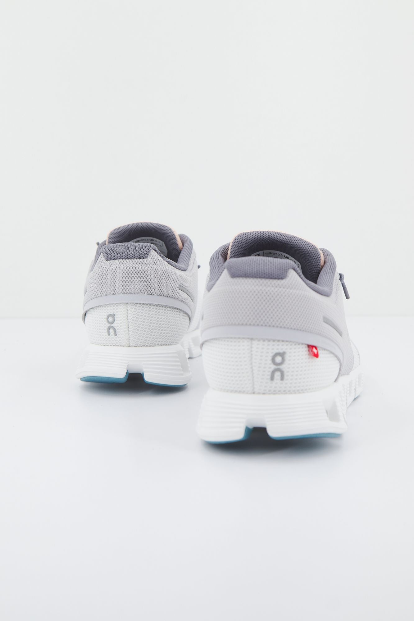 ON RUNNING CLOUD 5 PUSH en color BLANCO (3)