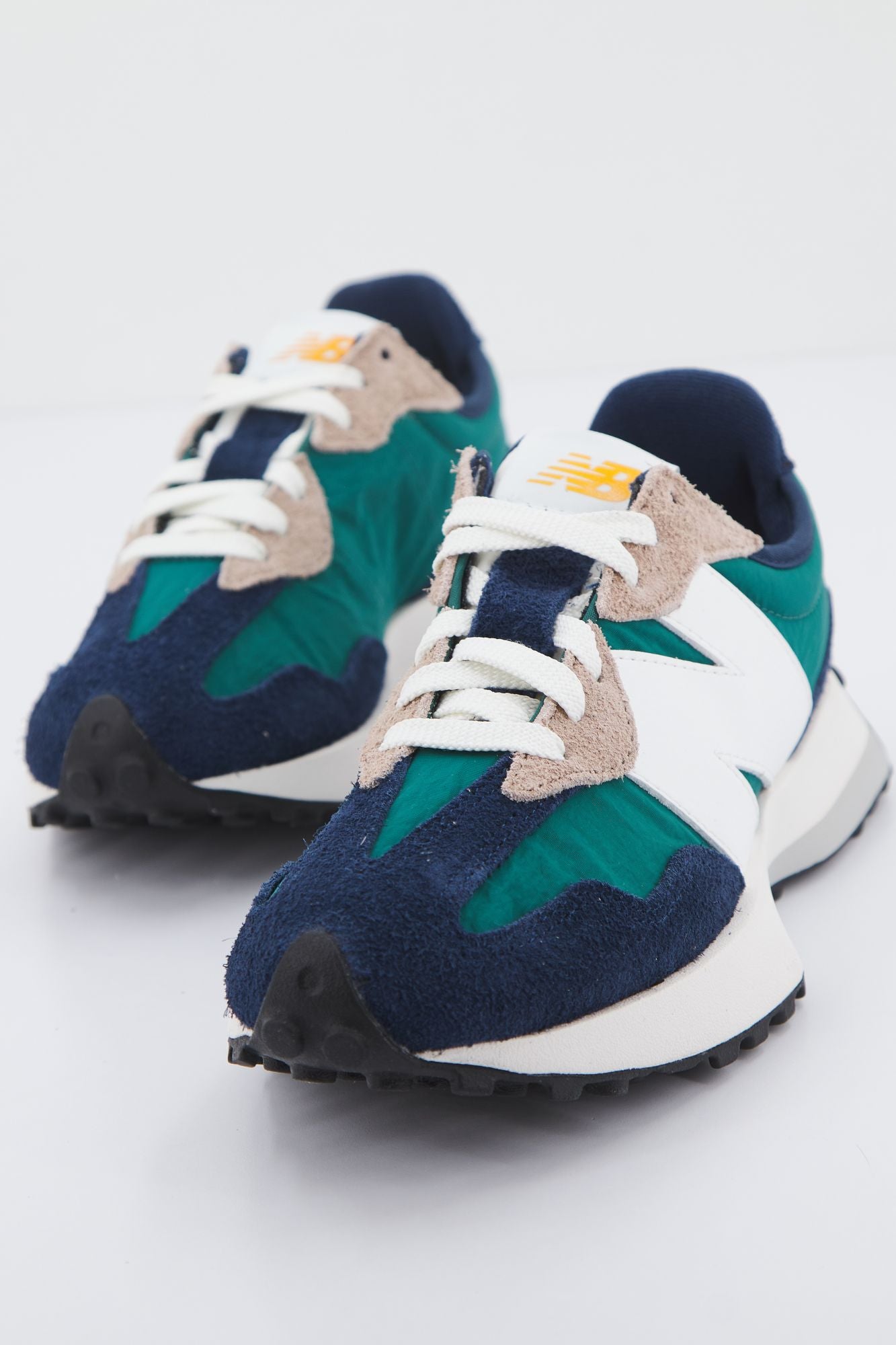 NEW BALANCE MS327 CU en color AZUL (2)