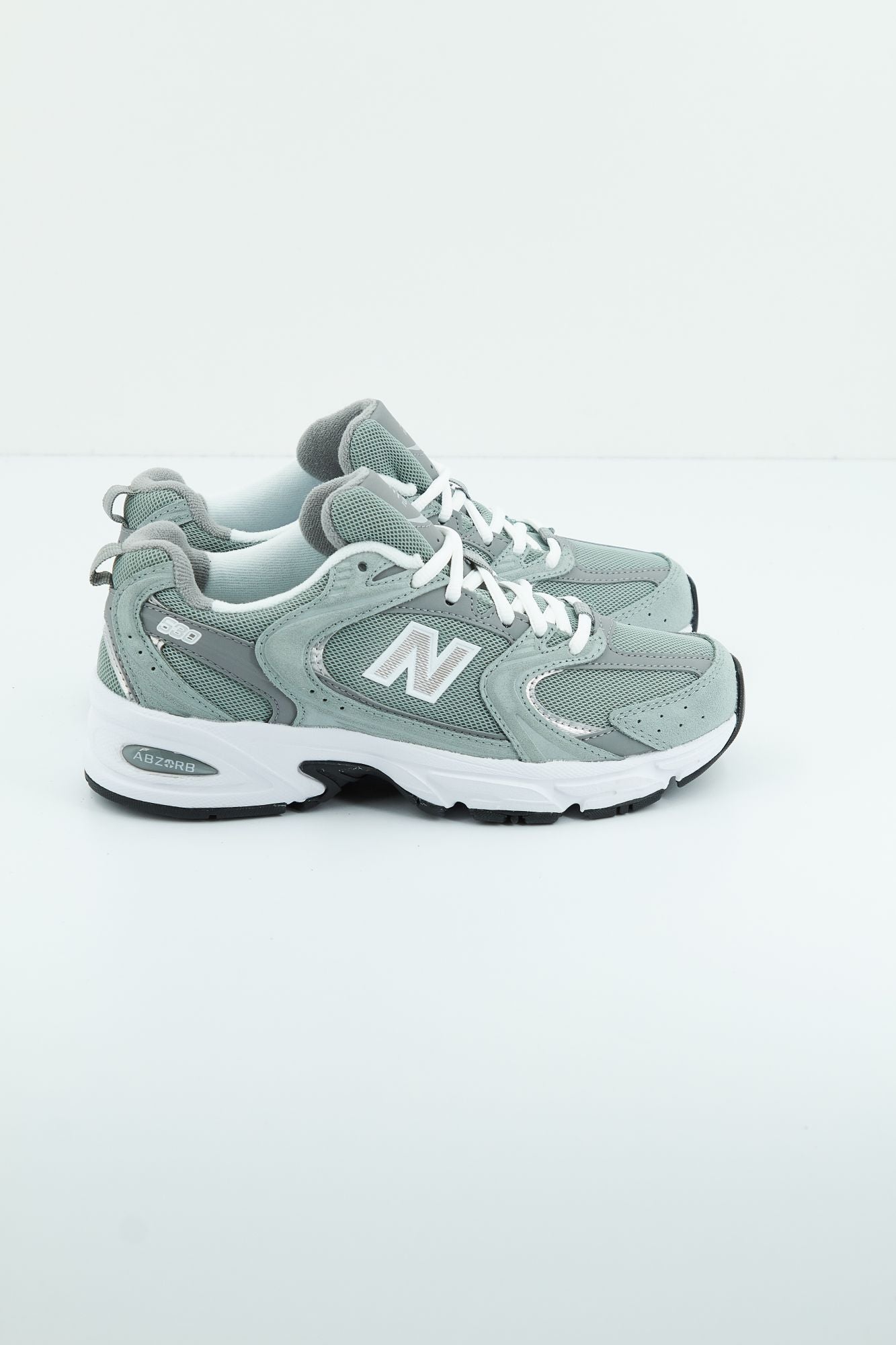 NEW BALANCE MR530 CM en color VERDE (4)