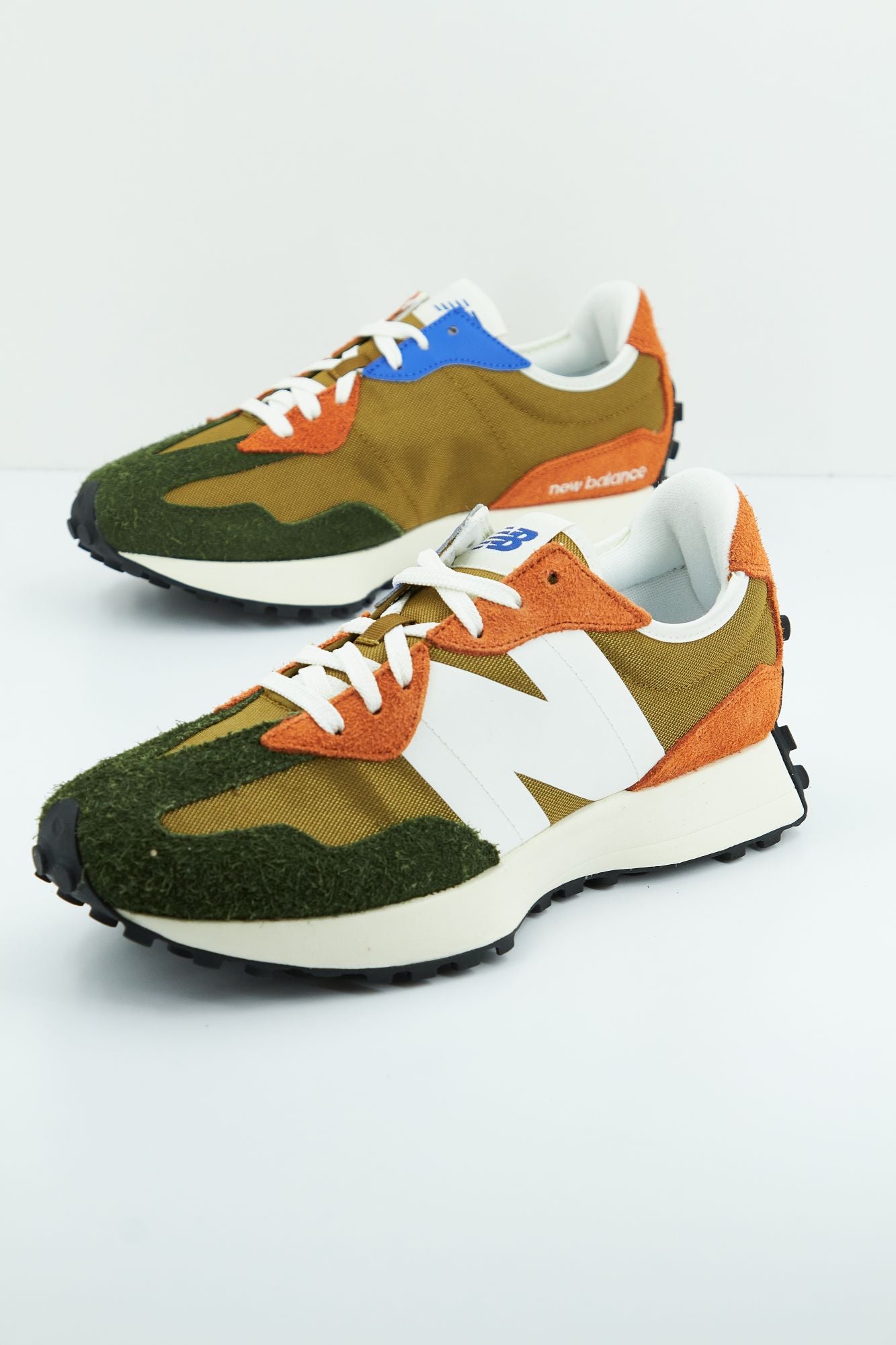 NEW BALANCE MS327 HC en color MULTICOLOR (2)
