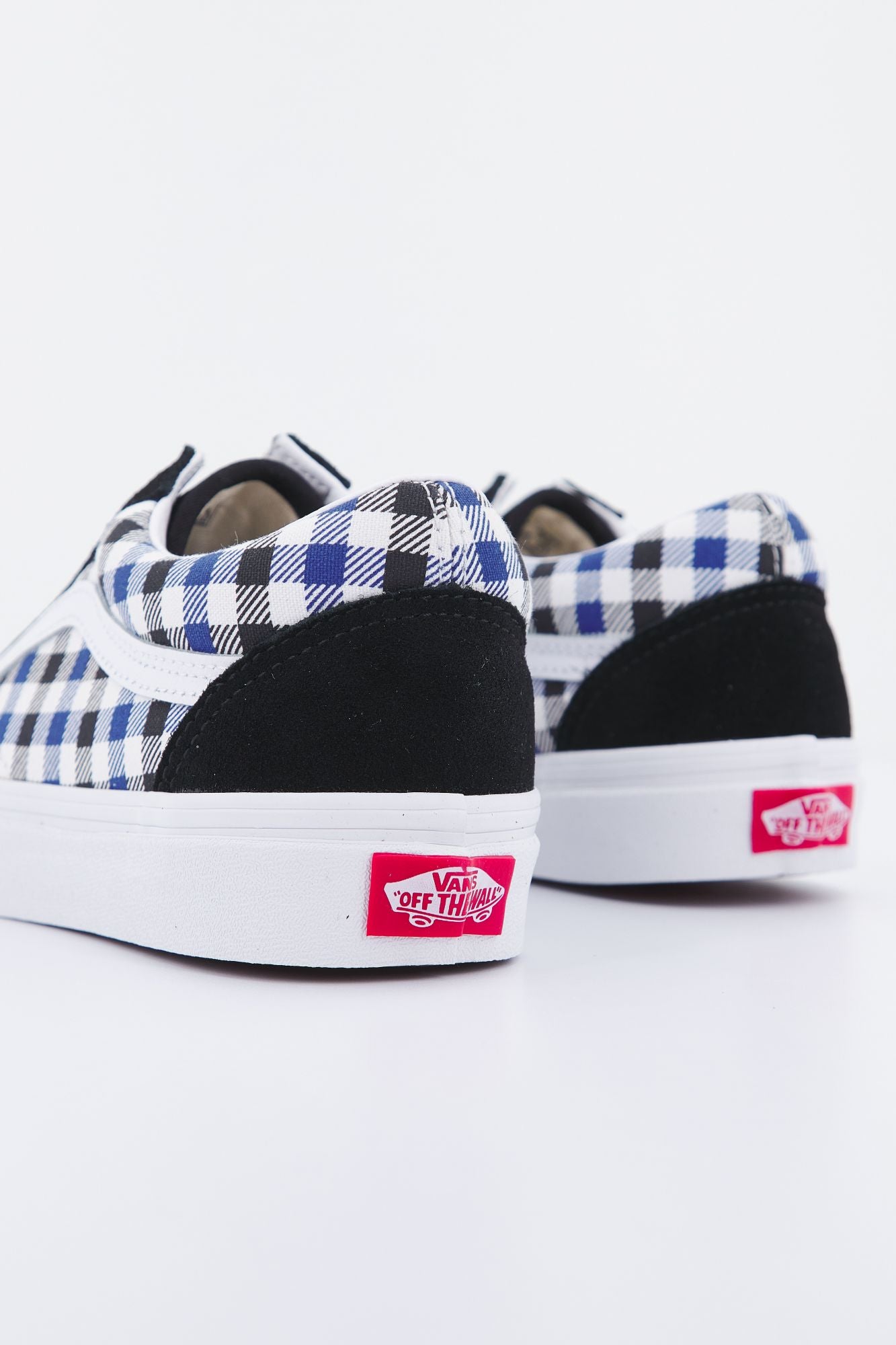VANS UA OLD SKOOL en color NEGRO (3)