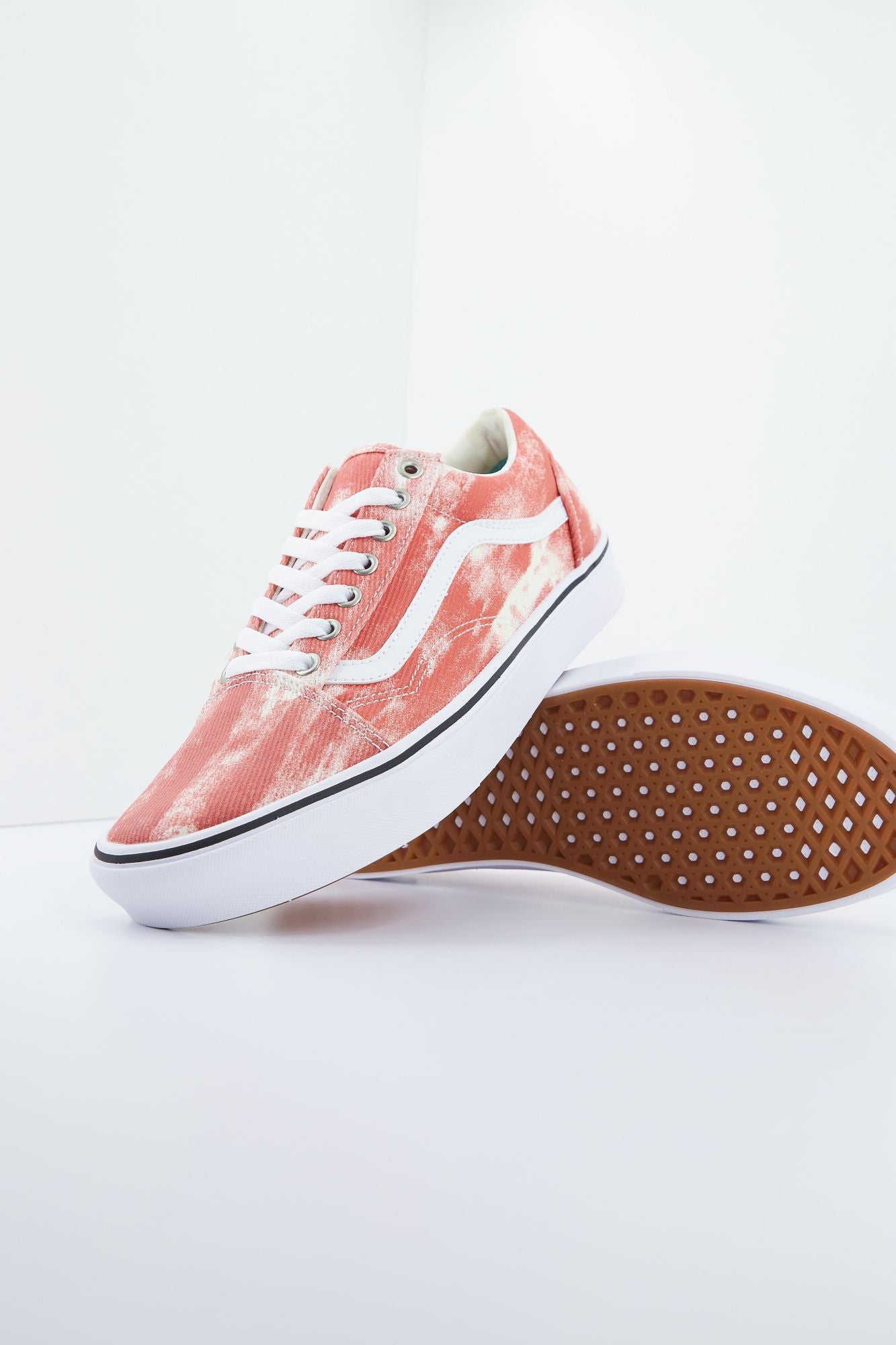 VANS UA COMFYCUSH OLD S en color ROSA (4)