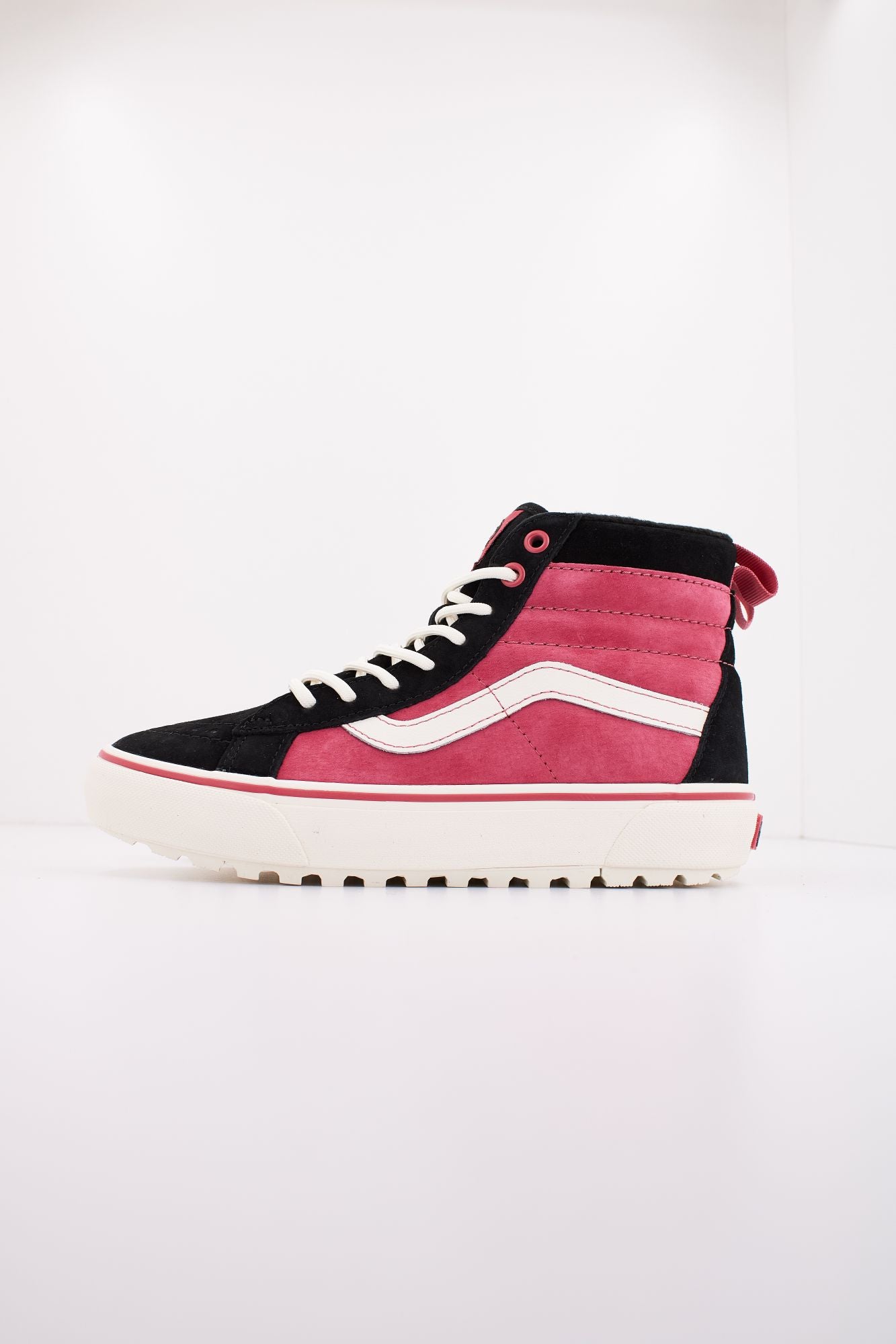 VANS SK8-HI MTE-1 en color ROSA (1)