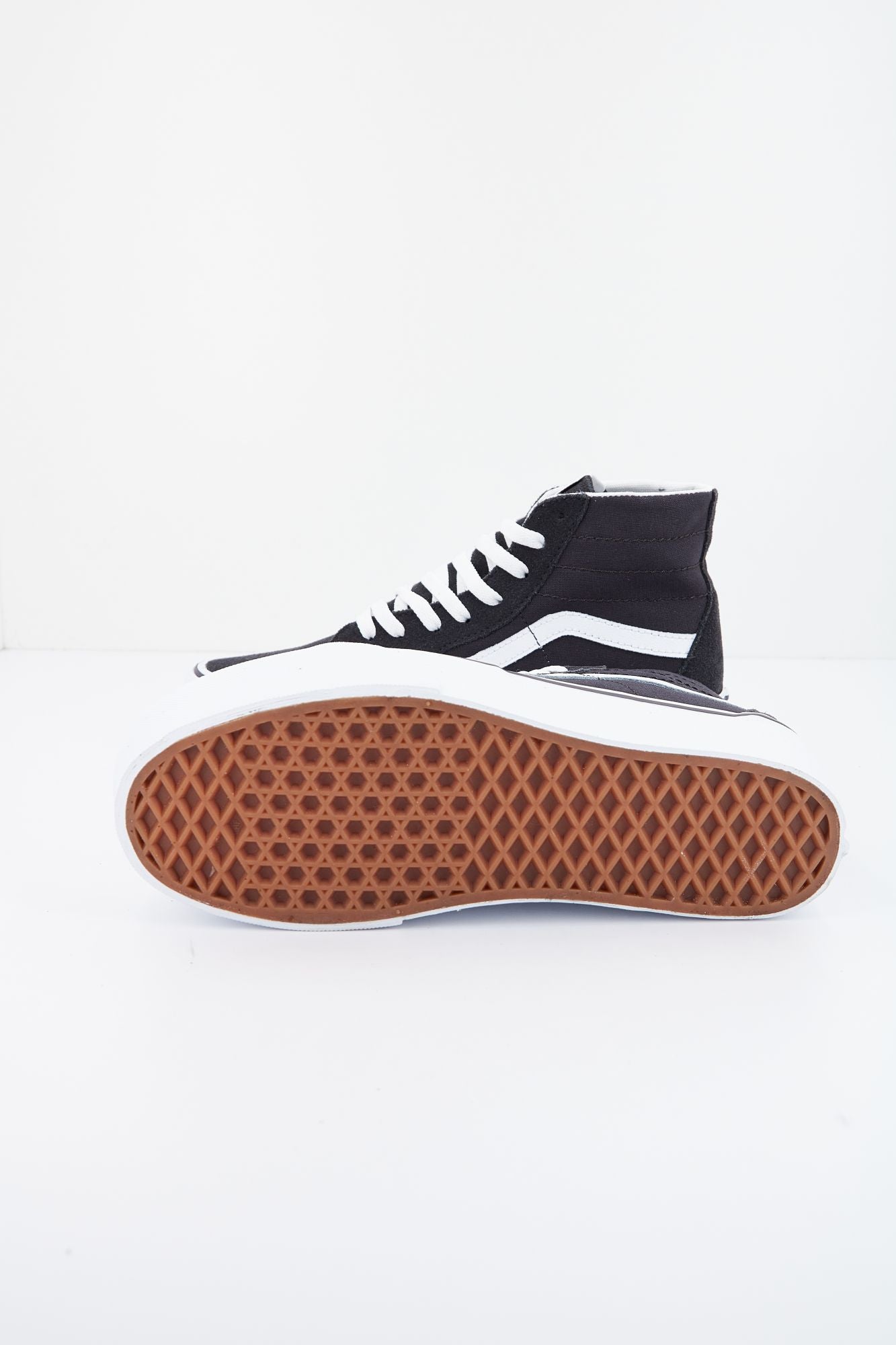 VANS SK8-HI TAPERED STACKFO en color GRIS (4)