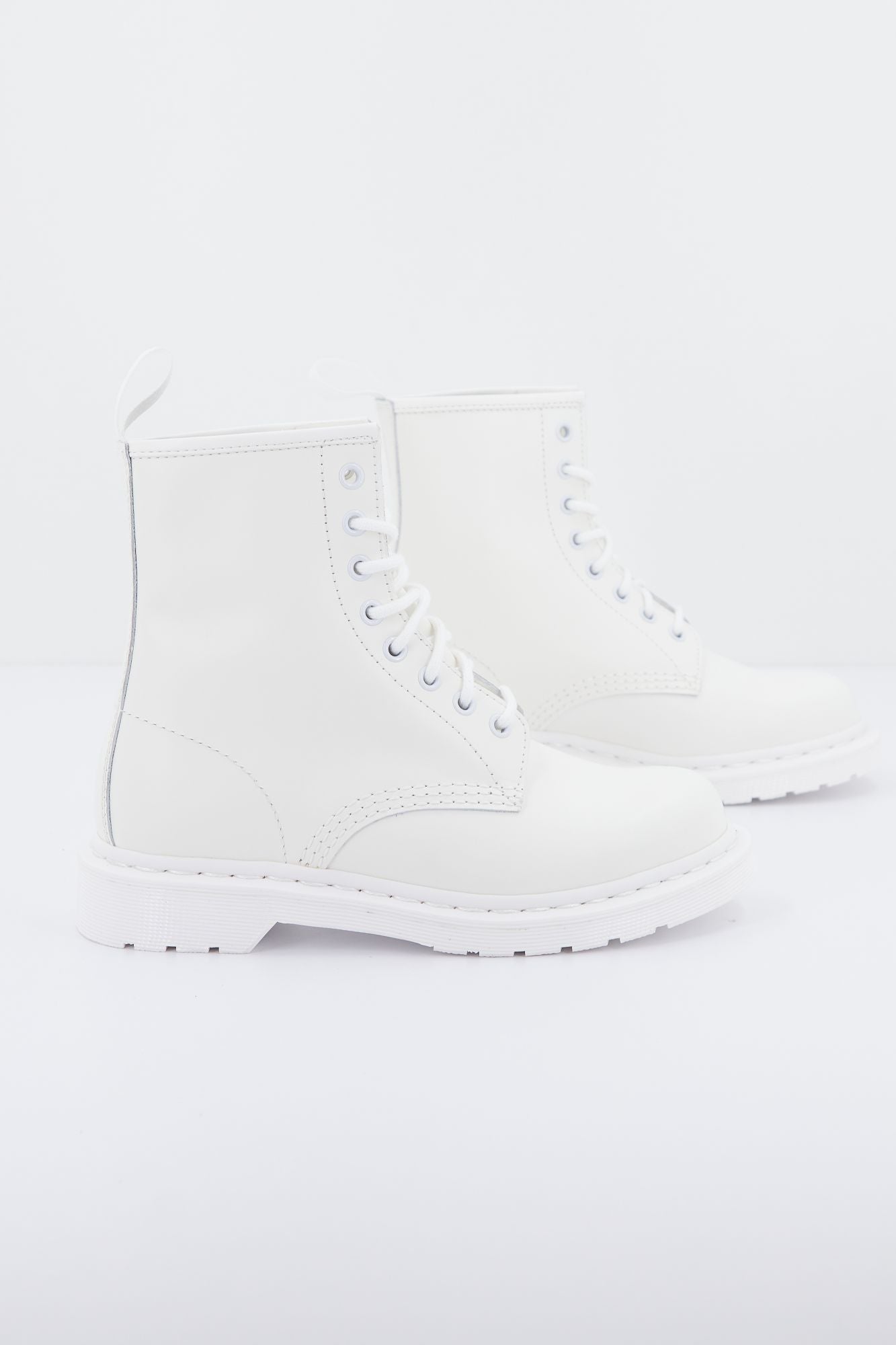 DR. MARTENS MONO en color BLANCO (3)