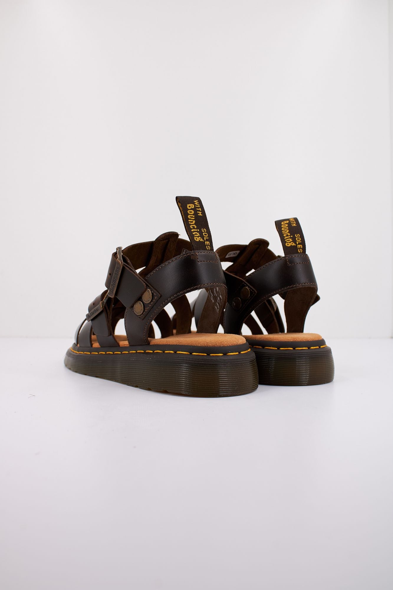 DR. MARTENS GARIN en color MARRON (3)
