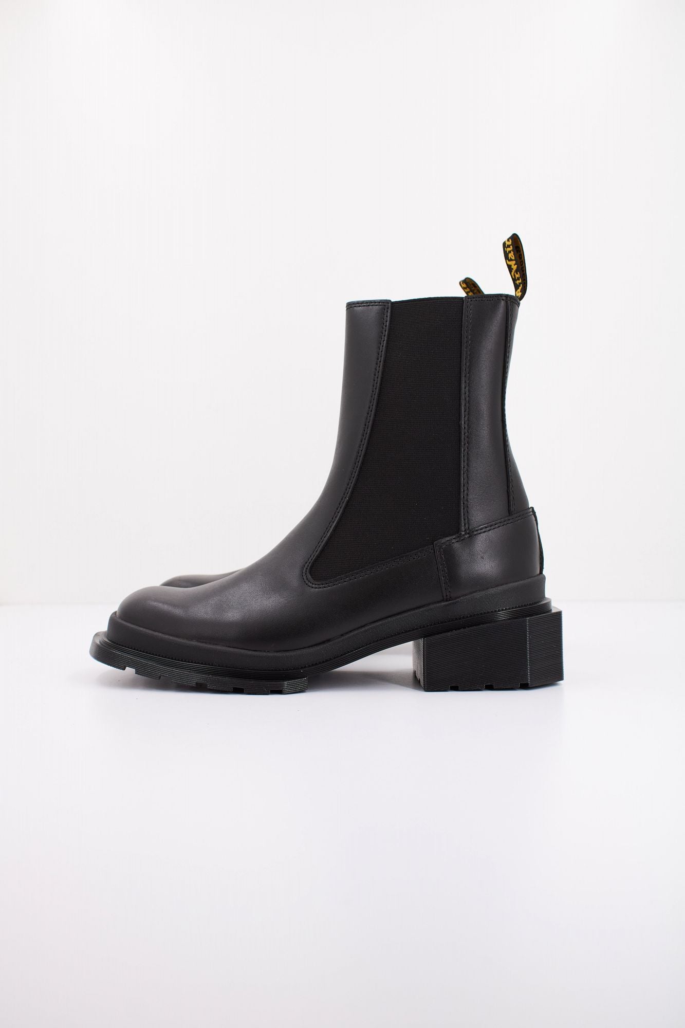 DR. MARTENS MAYBOLE CHELSEA en color NEGRO (1)