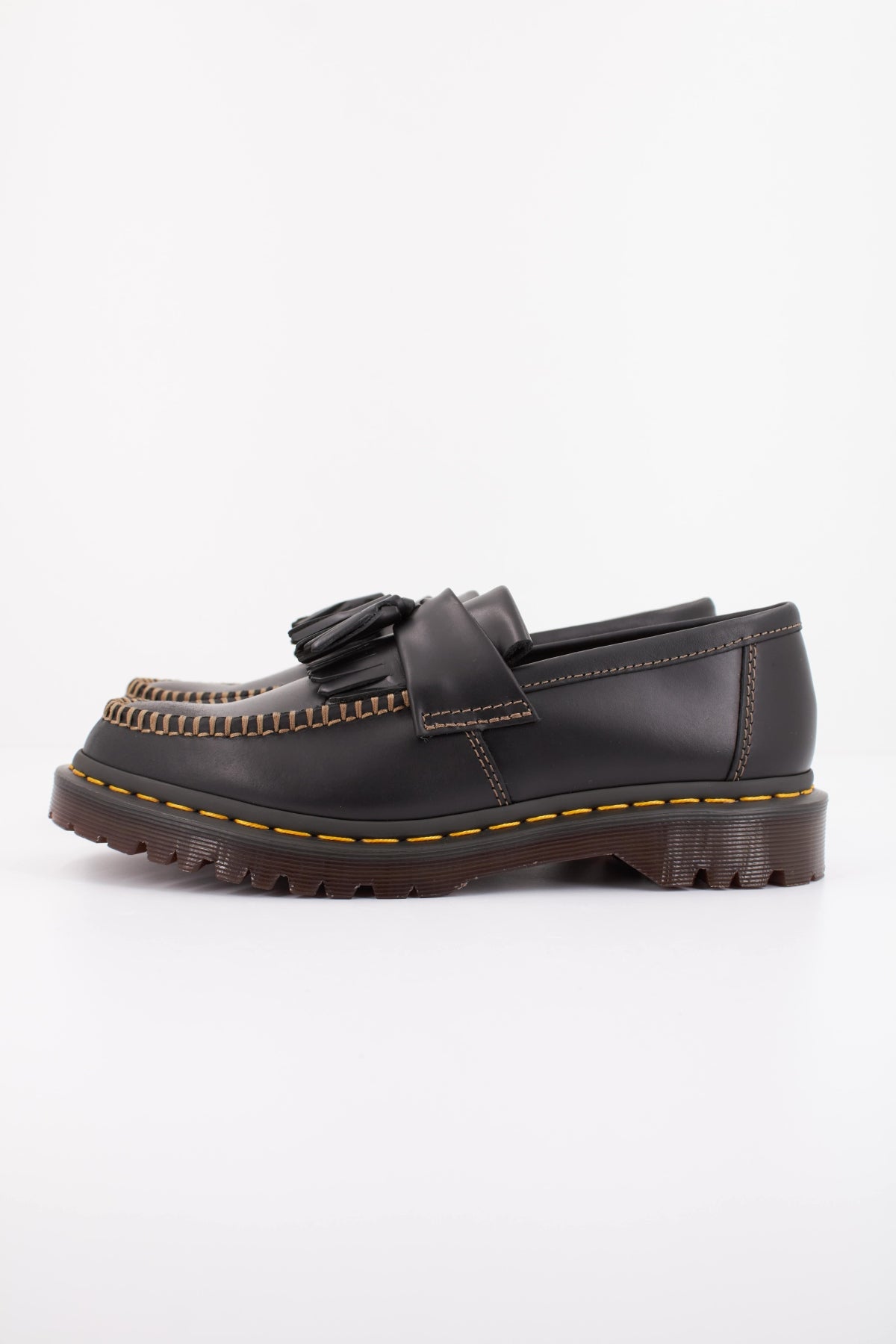 DR. MARTENS ADRIAN BEN en color NEGRO (1)