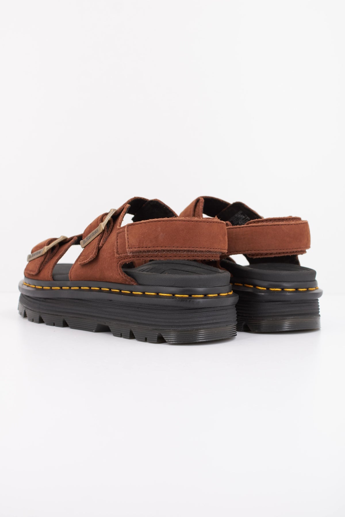 DR. MARTENS ZEBZAG SANDAL en color MARRON (4)