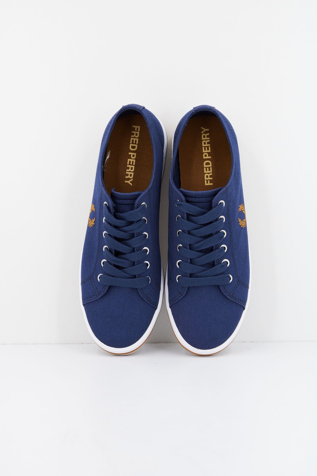 FRED PERRY KINGSTON TWILL en color AZUL (2)