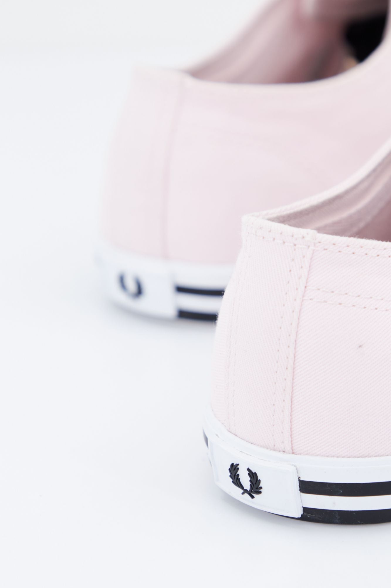 FRED PERRY KINGSTON TWILL en color ROSA (4)