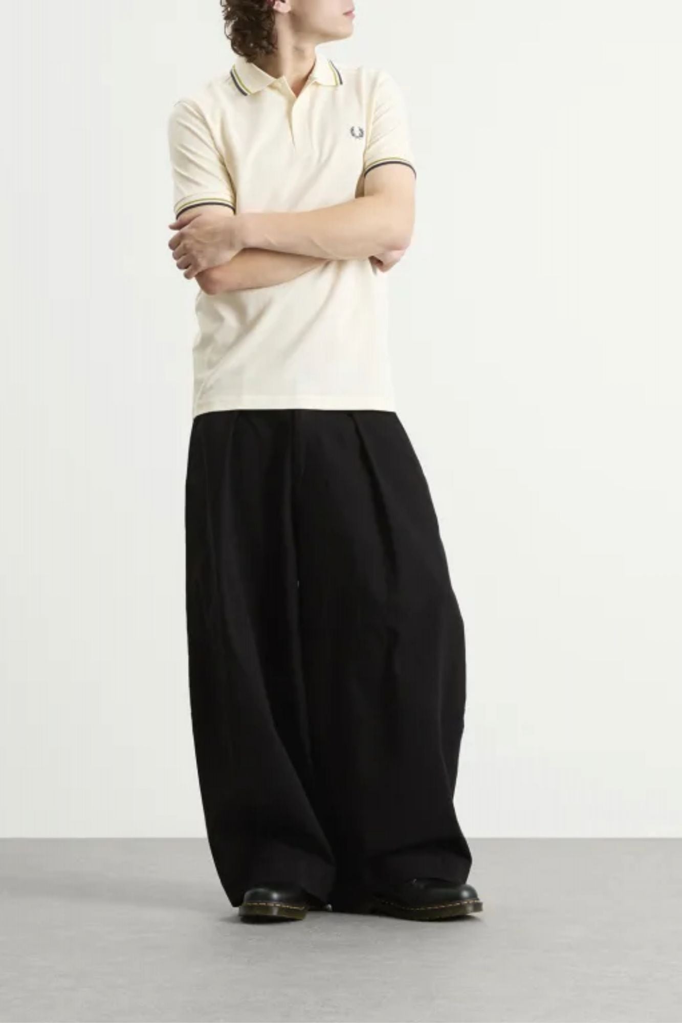 FRED PERRY TWIN TIPPED en color BLANCO (4)