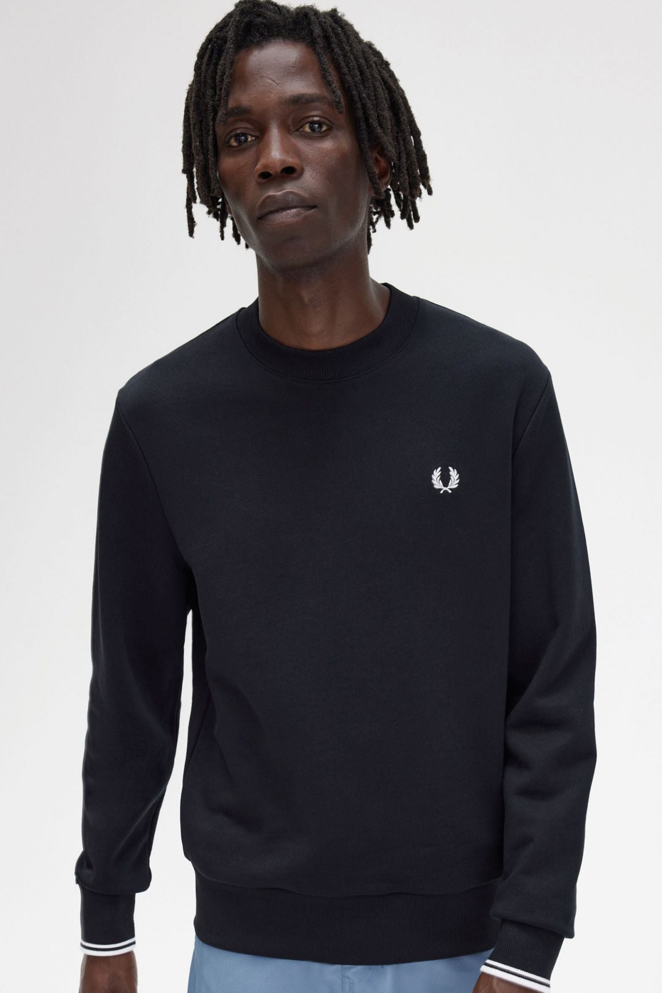 FRED PERRY CREW NECK en color NEGRO (3)