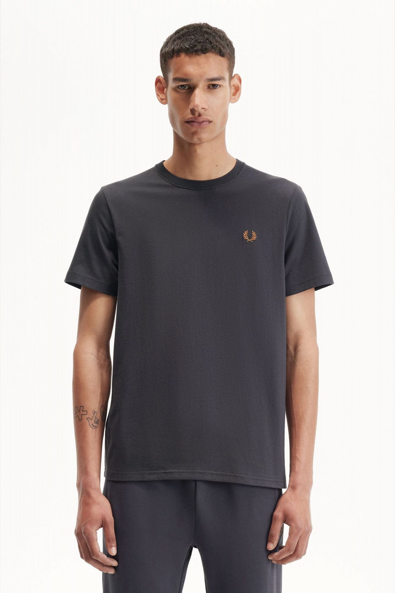 FRED PERRY M1600FP en color GRIS (1)