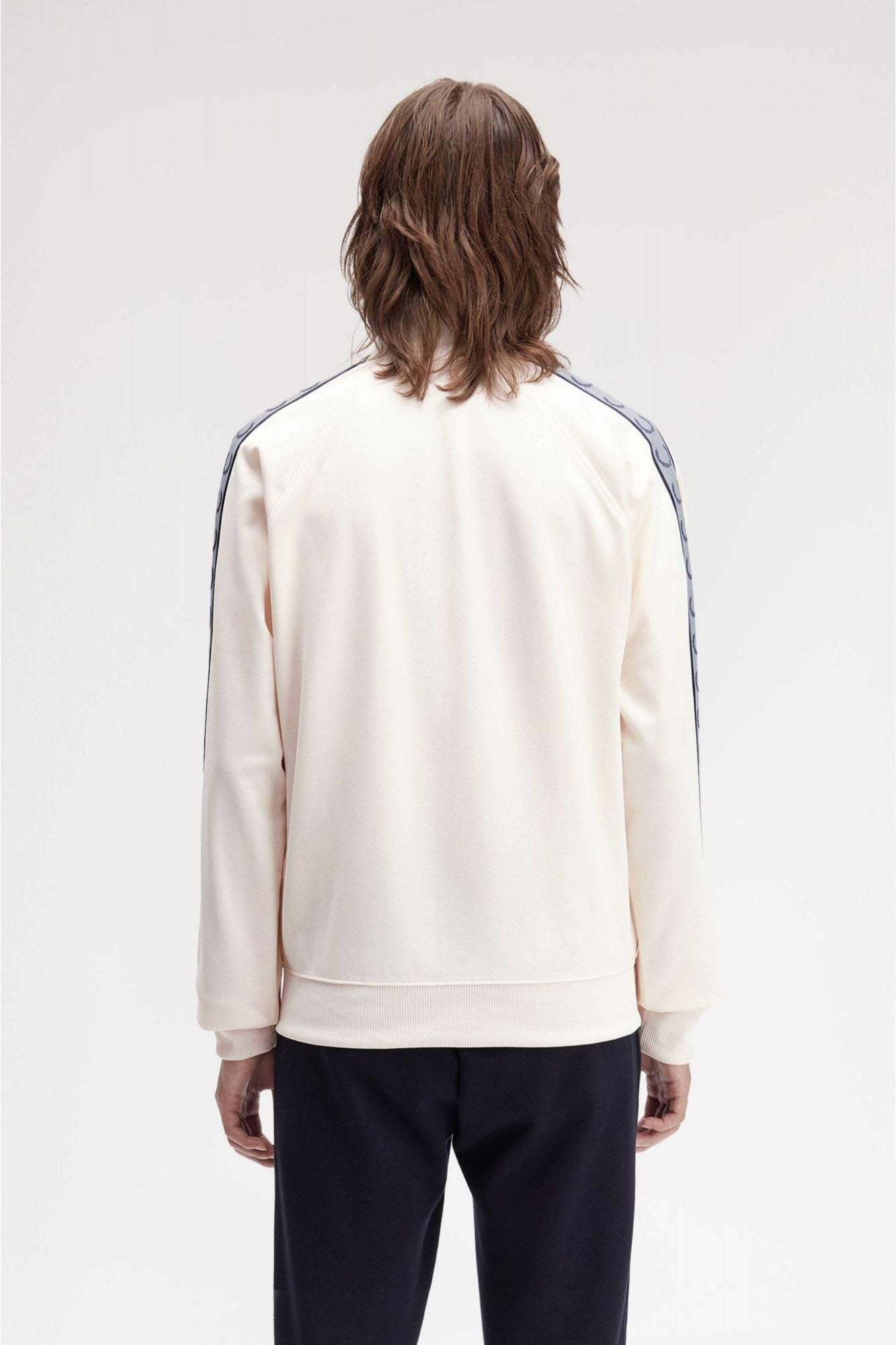 FRED PERRY CONTRAST TAPE TRACK KACKET en color BEIS (3)