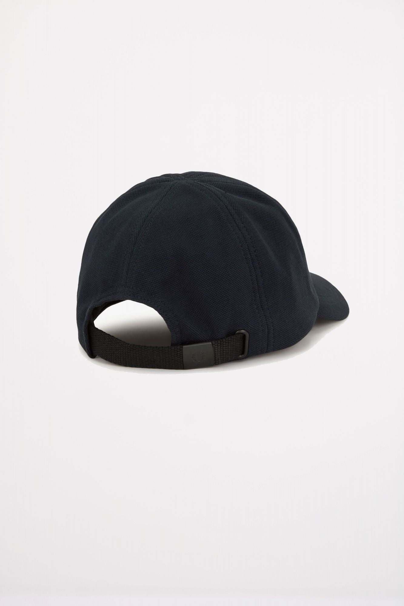FRED PERRY  PIQUE CLASSIC CAP en color AZUL (2)