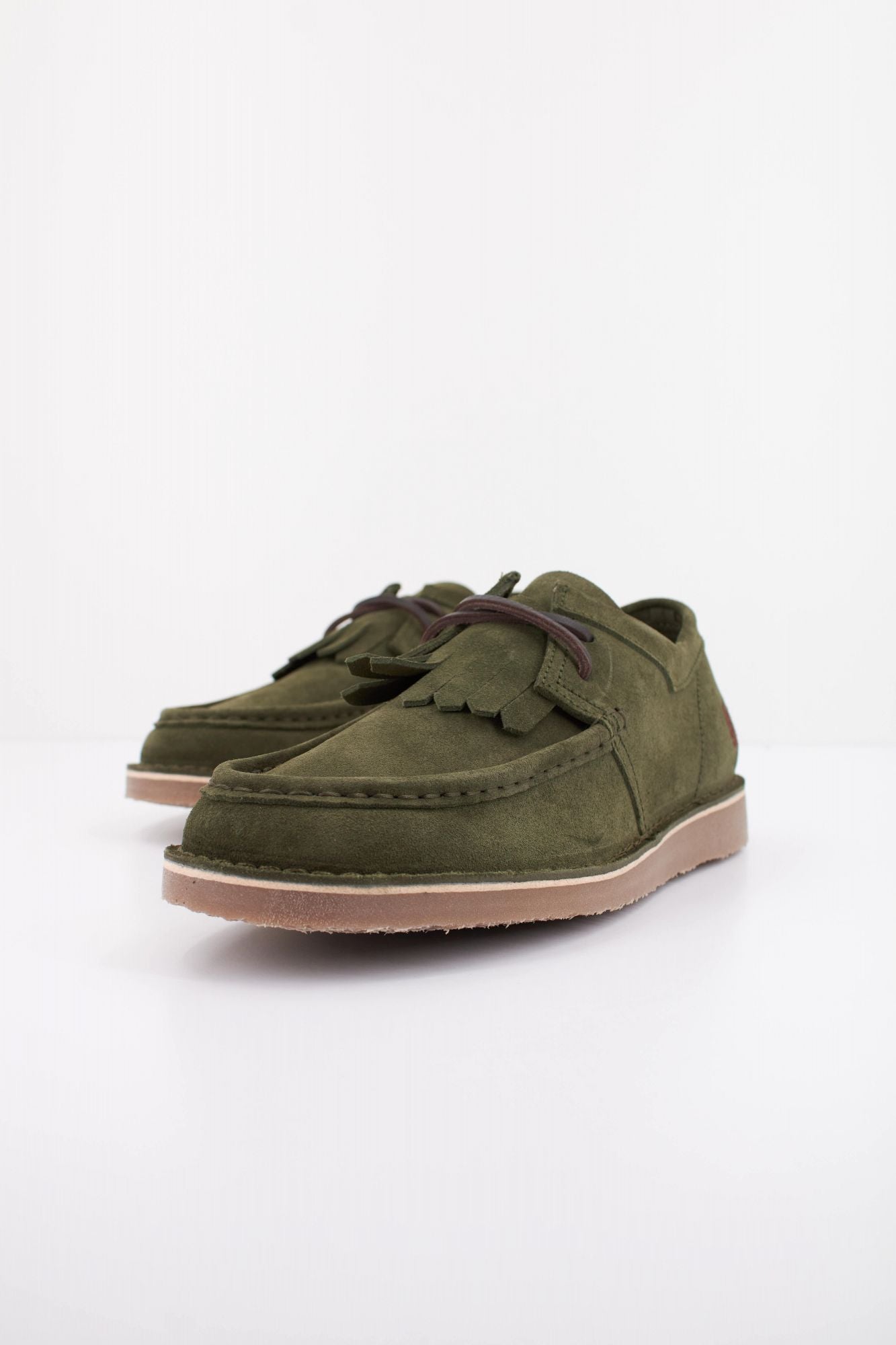 FRED PERRY KENNEY LOW SUEDE  en color VERDE (2)
