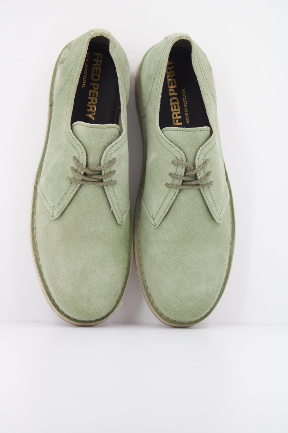 FRED PERRY  ZAPATO LINDEN SUEDE  en color VERDE (3)
