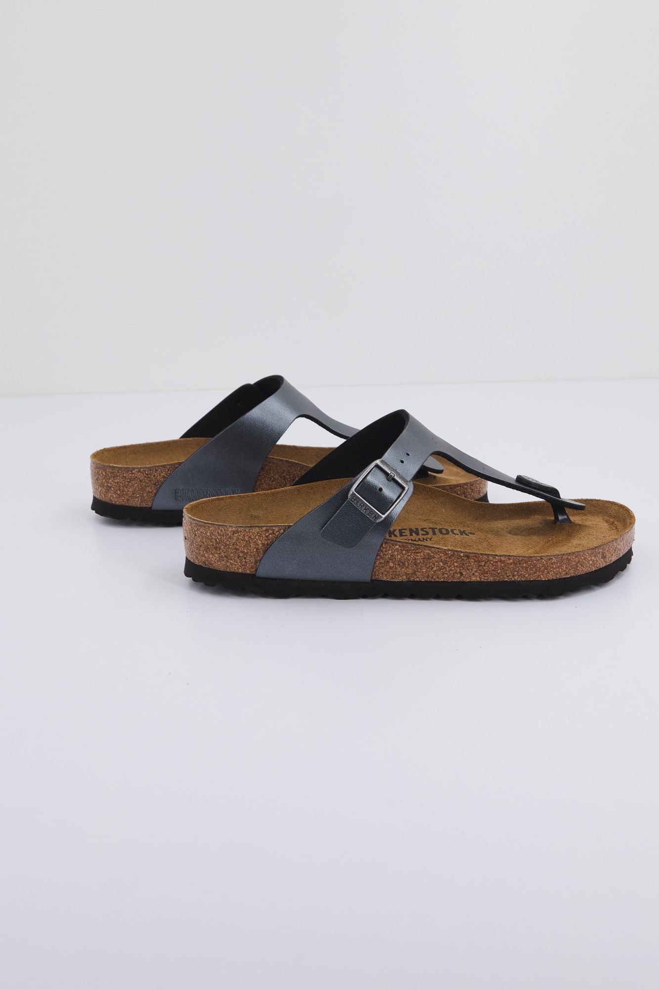 BIRKENSTOCK GIZEH BF en color GRIS (3)