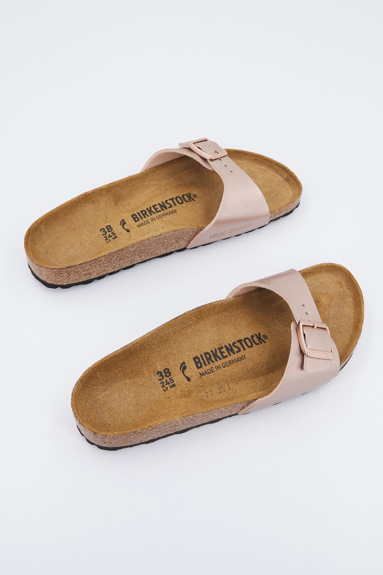BIRKENSTOCK  MADRID BF en color NUDE (2)