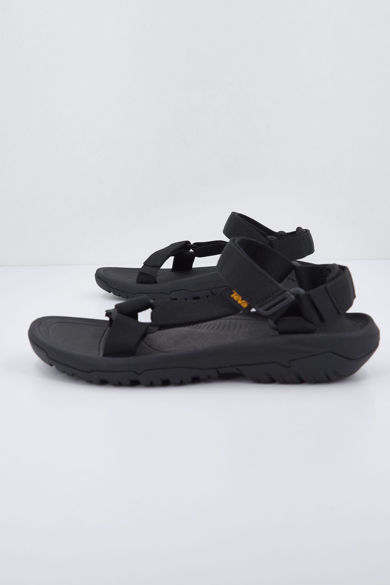 TEVA HURRICANE XLT2 en color NEGRO (2)