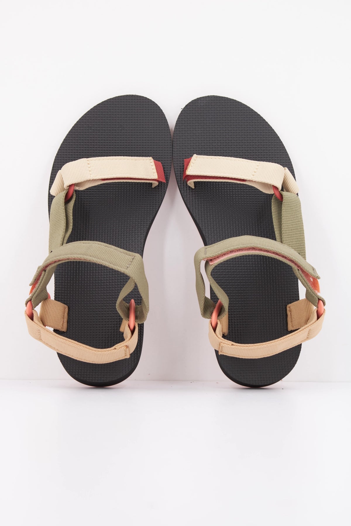 TEVA  W ORIGINAL UNIVERSAL en color VERDE (3)
