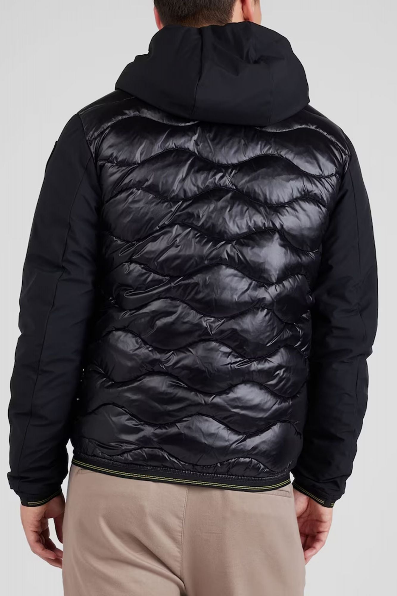 BLAUER GIUBBINI CORTI IMBOTTT en color NEGRO (3)