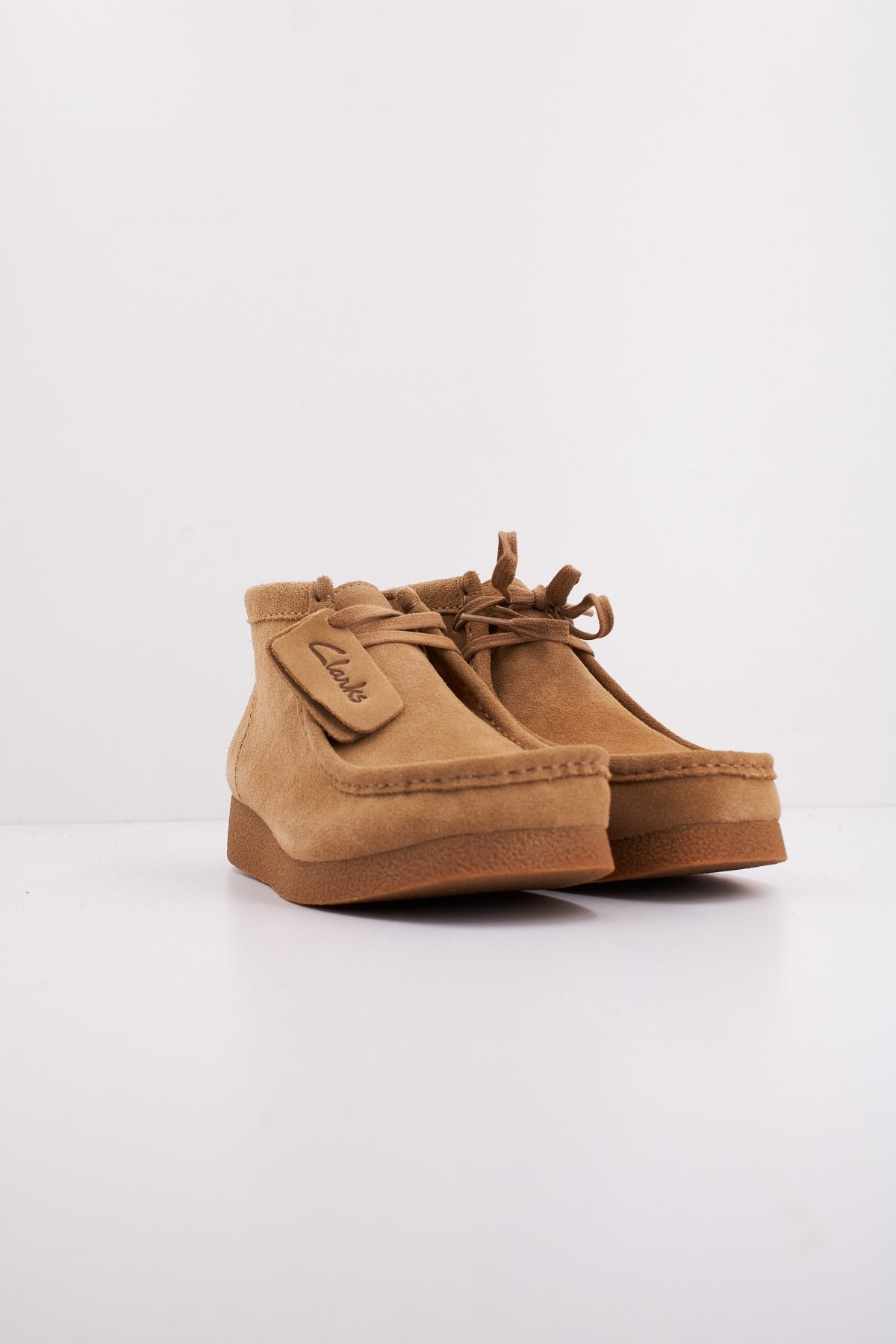 CLARKS  WALLABEE EVOBT en color MARRON CLARO (2)