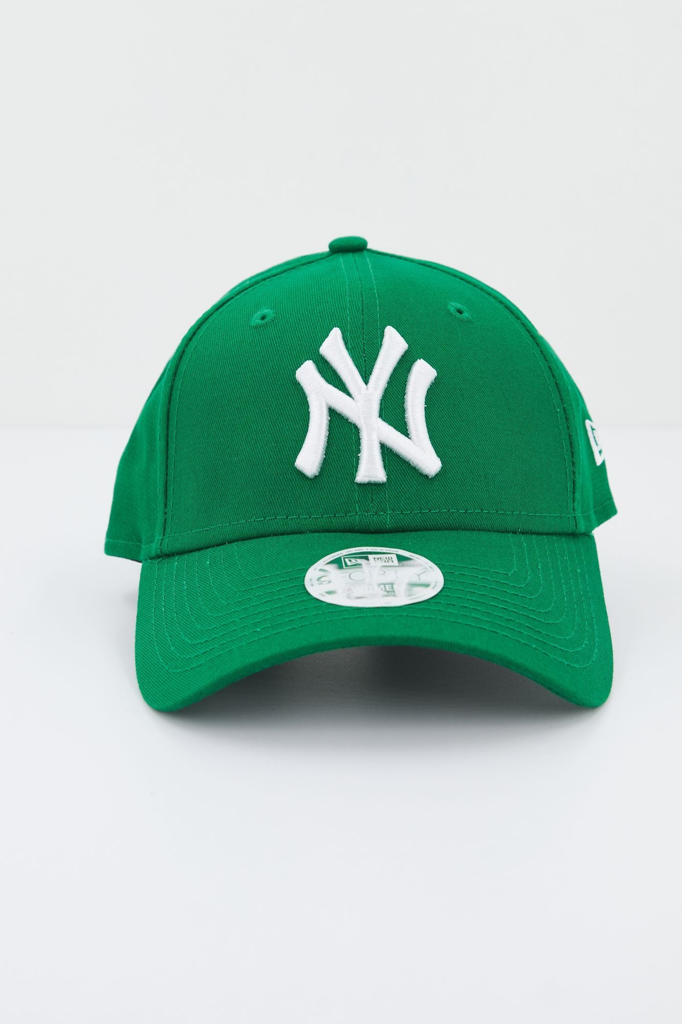 NEW ERA  LEAGUE ESS 9FORTY NEY en color VERDE (1)
