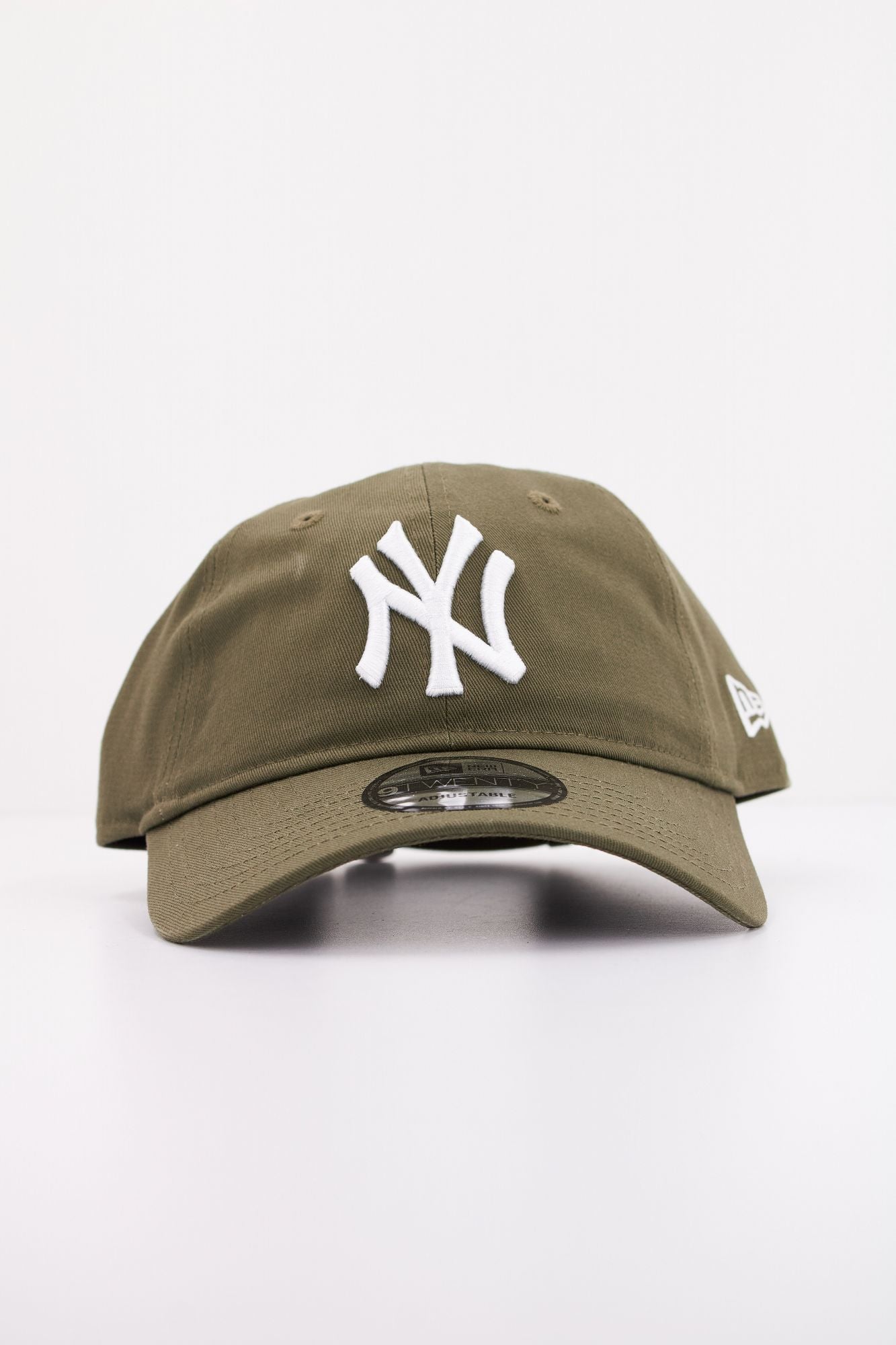 NEW ERA  LEAGUE ESS 9TWENTY en color VERDE (1)