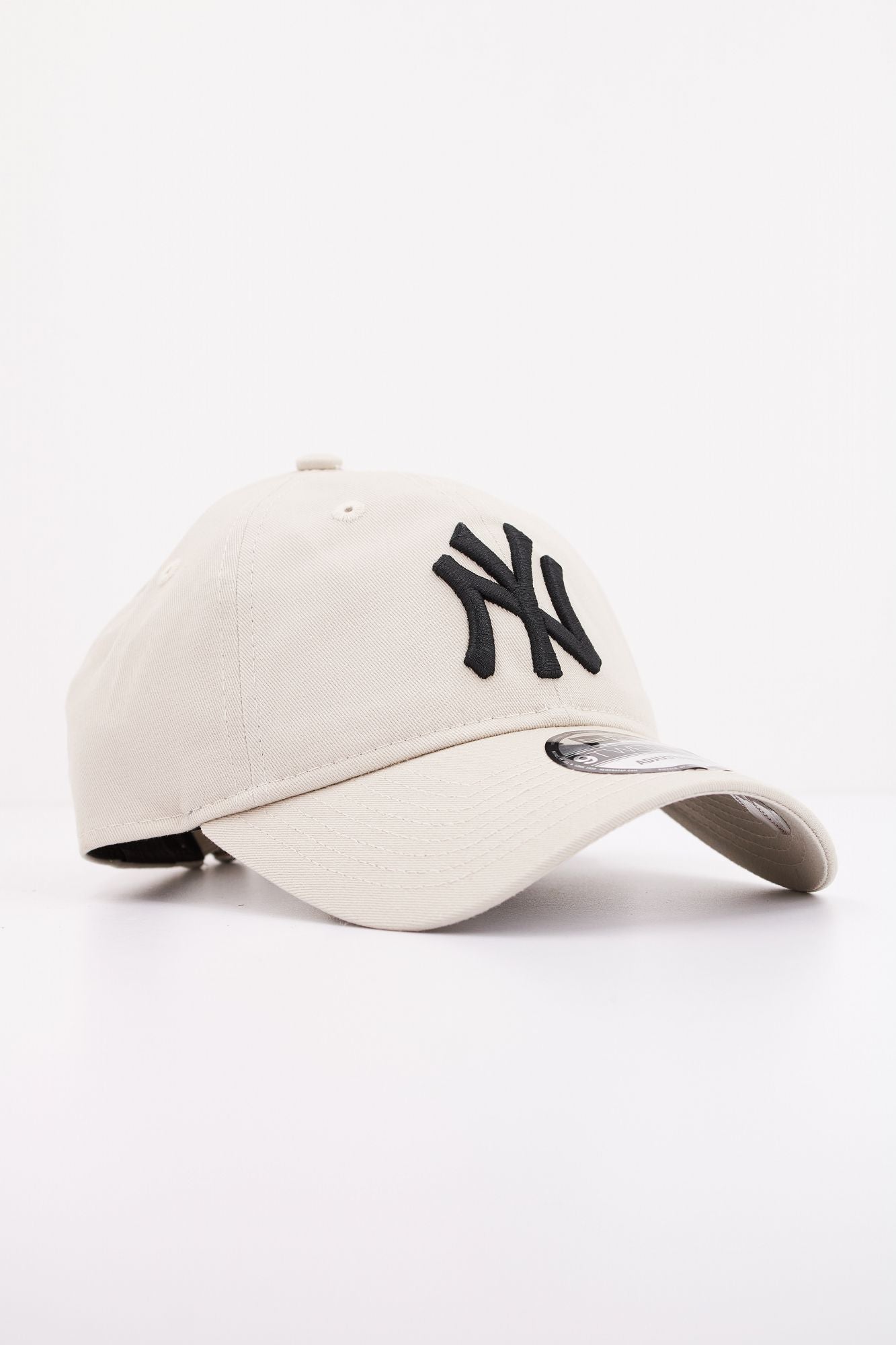NEW ERA  NOS LEAGUE ESS en color BEIS (2)