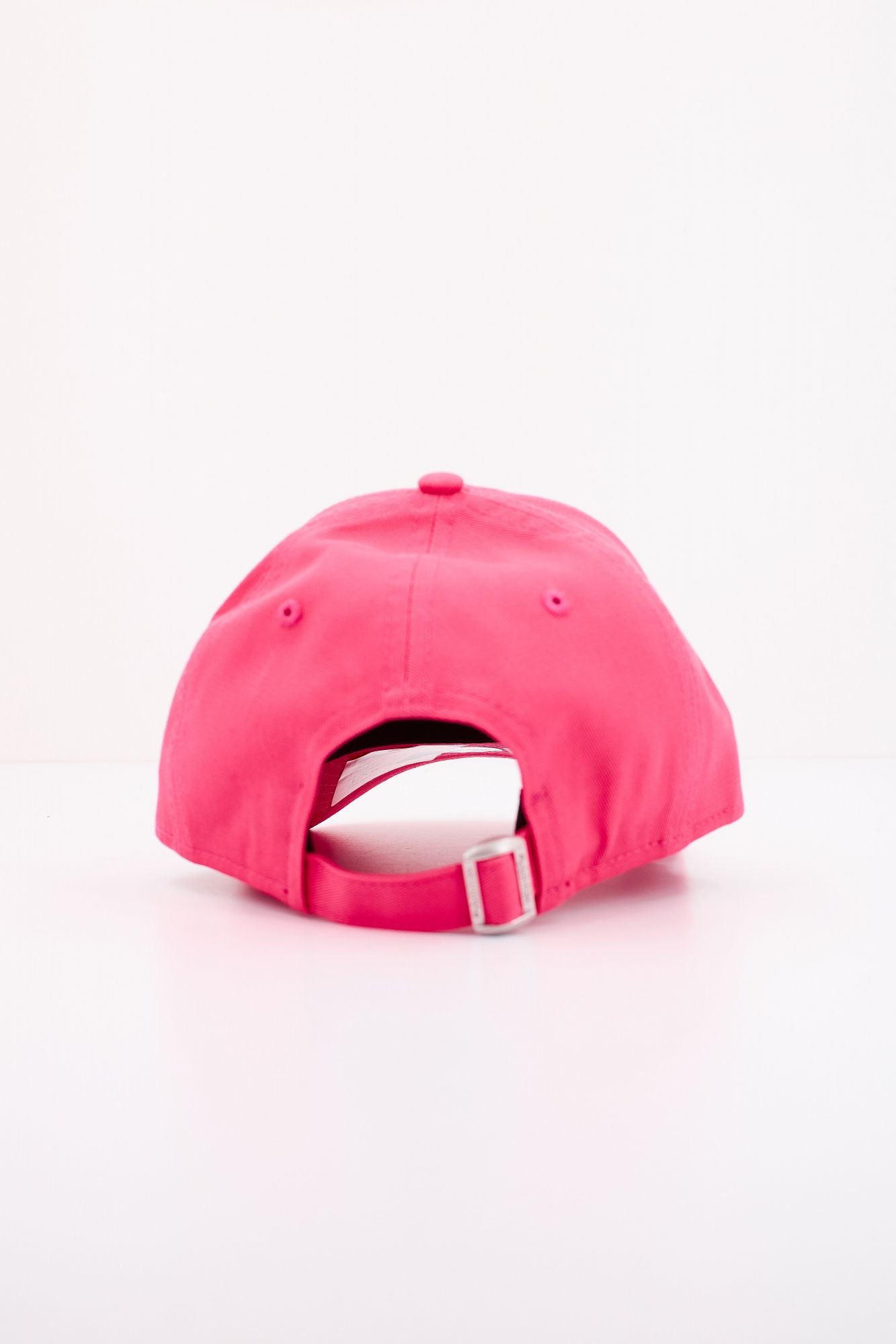 NEW ERA LEAGUE ESS 9FO OSFM en color ROSA (3)