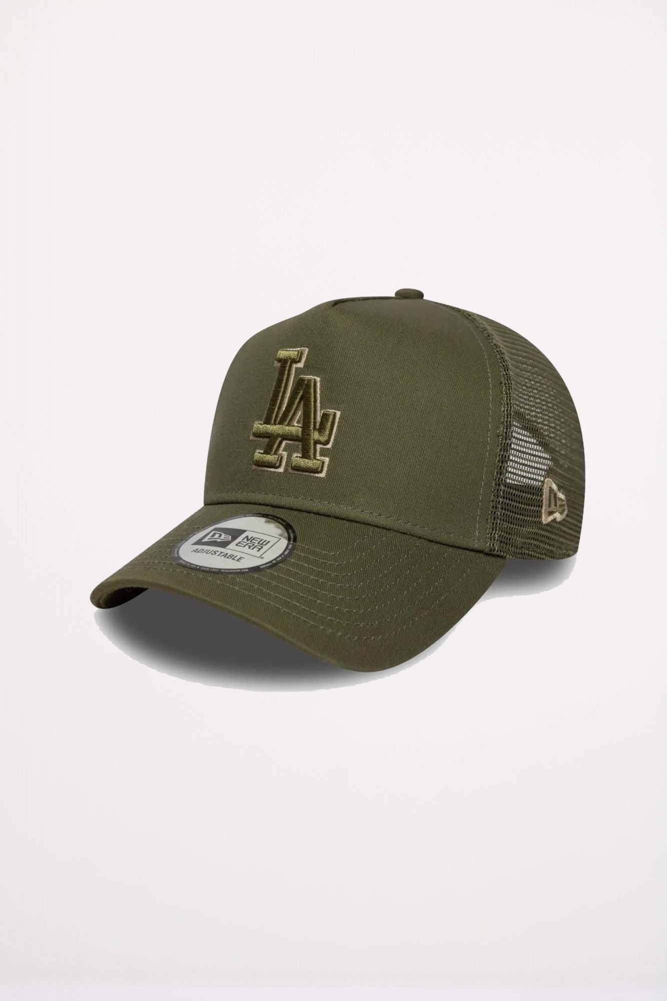 NEW ERA 9FORTY OUTLINE EF TRUCKE en color VERDE (1)