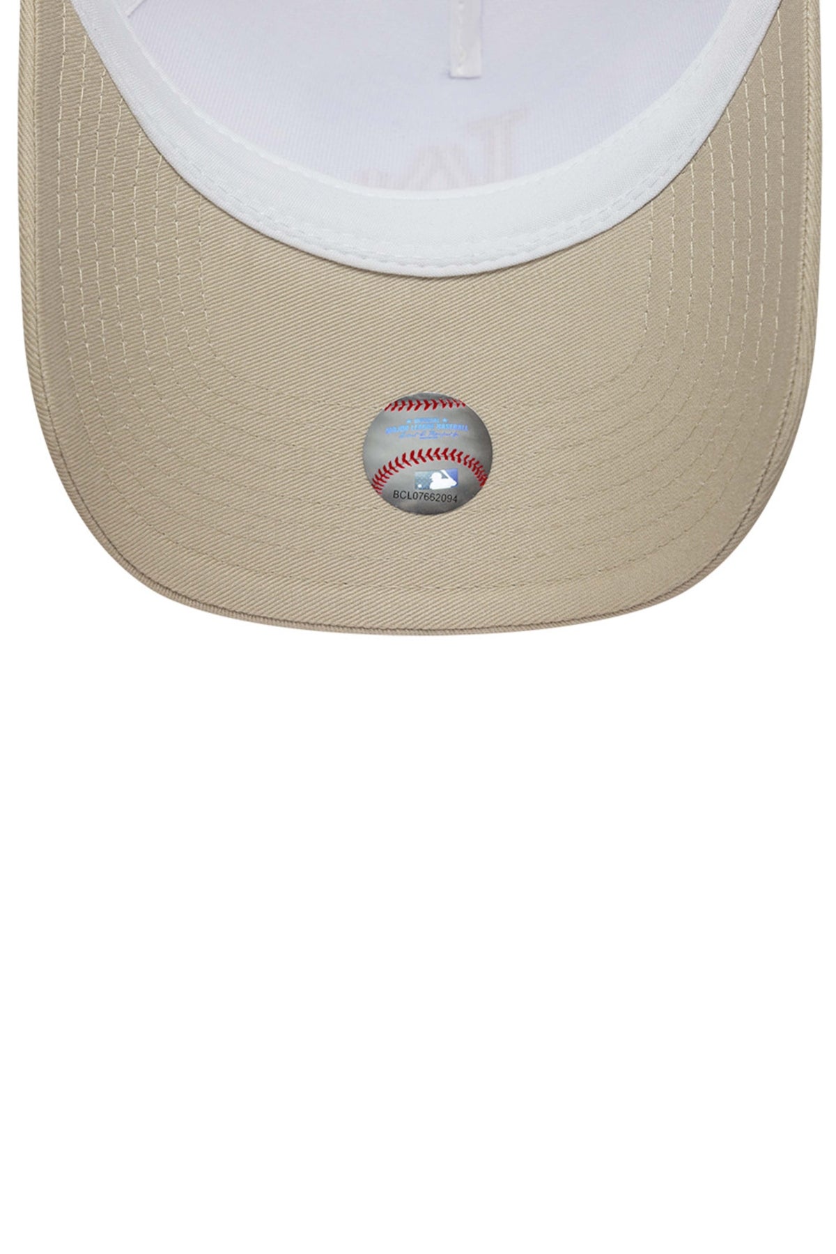 NEW ERA TRUCKER LOSDOD  STNWHI en color BEIS (4)