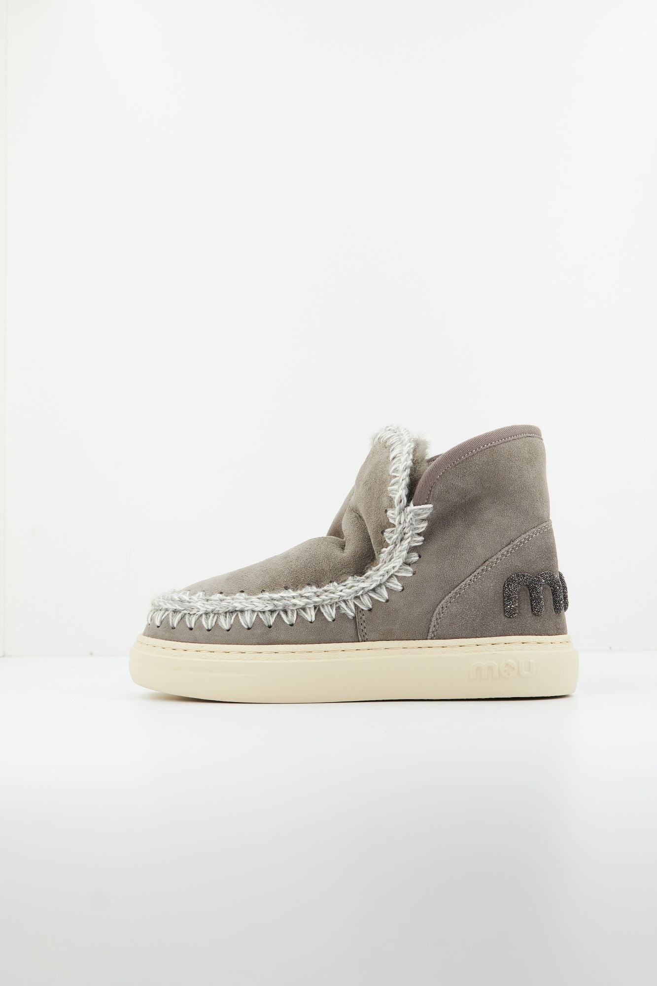 MOU FW411001A en color GRIS (1)