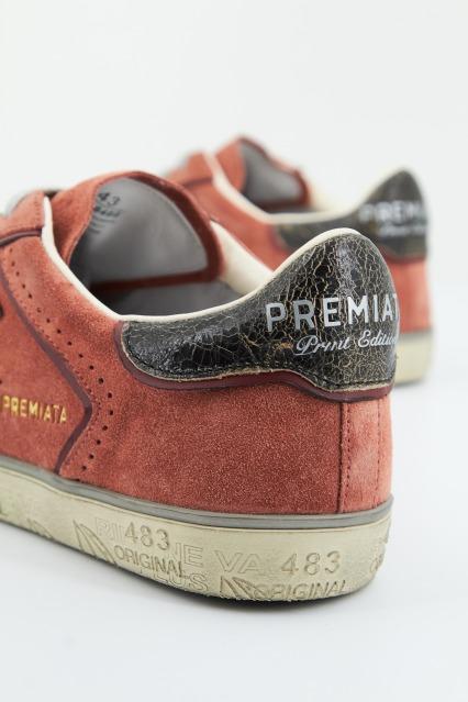 PREMIATA STEVEN en color ROJO (4)