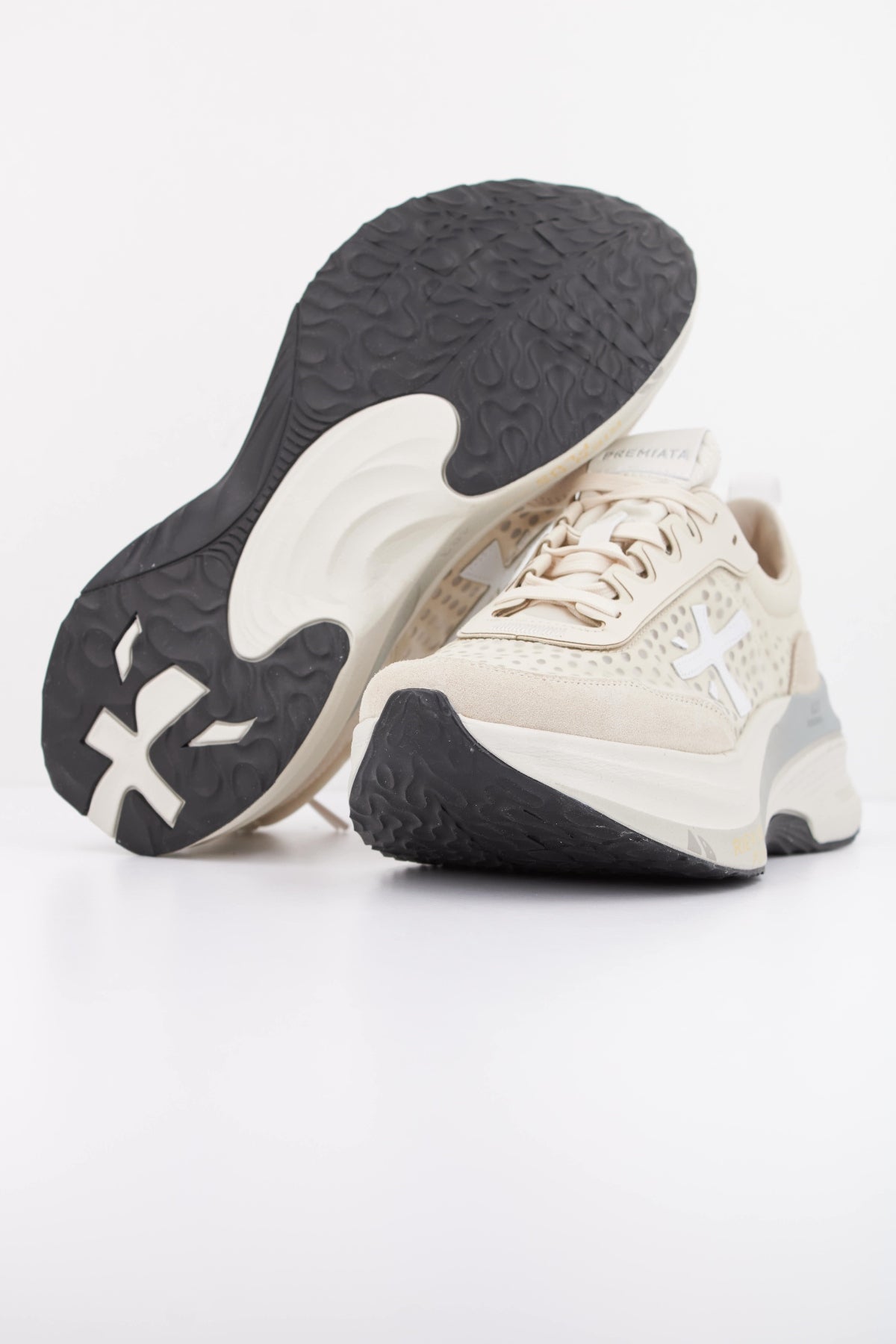 PREMIATA HILL 8242 en color BEIS (5)