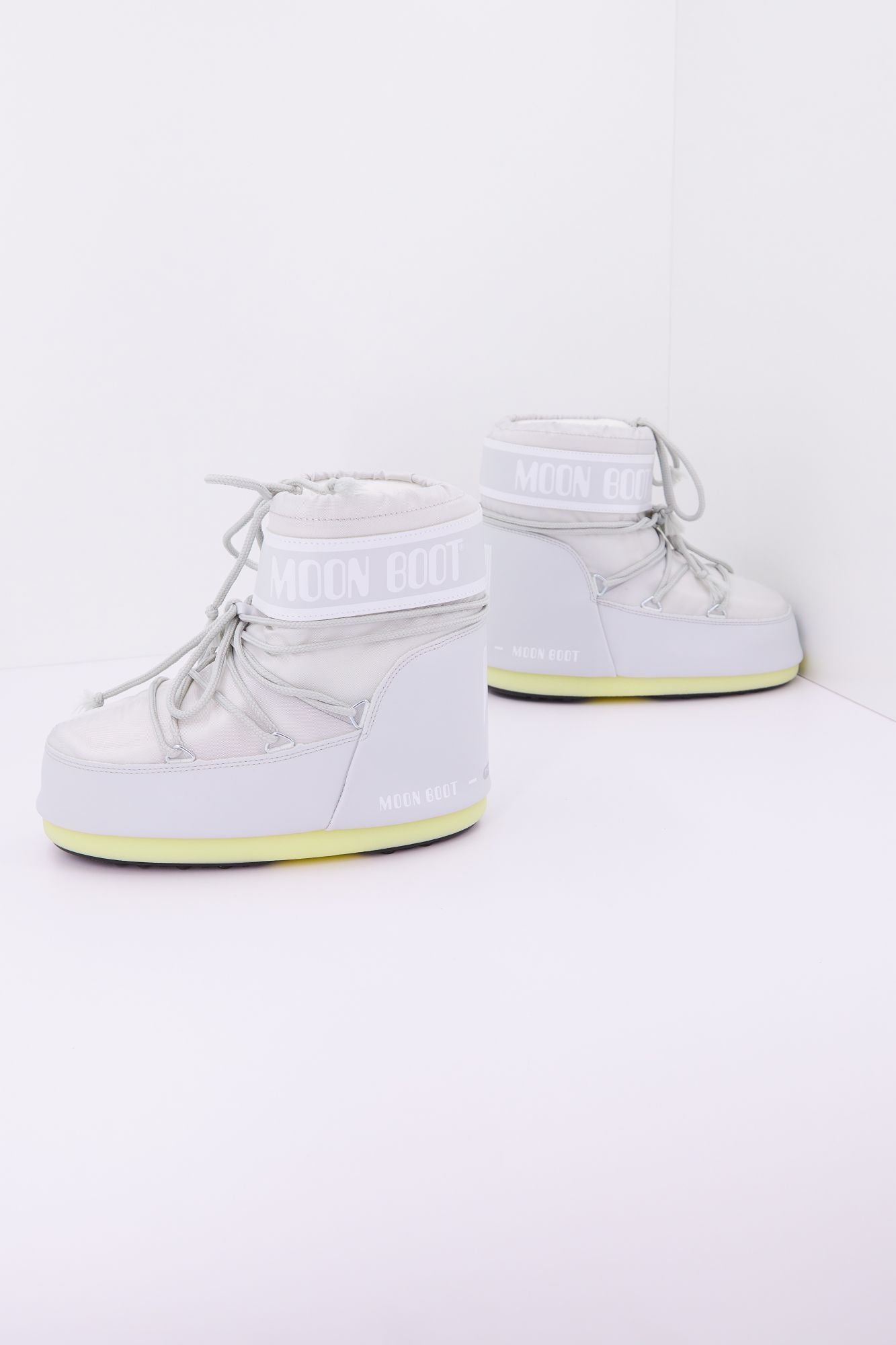 MOON BOOT  MOON BOOT ICON LOW NYL en color GRIS (4)