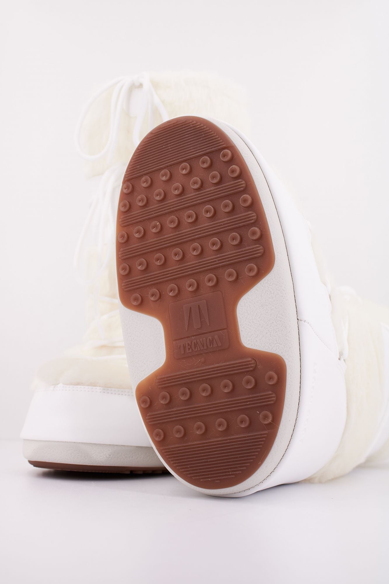 MOON BOOT MB ICON FAUX en color BLANCO (5)