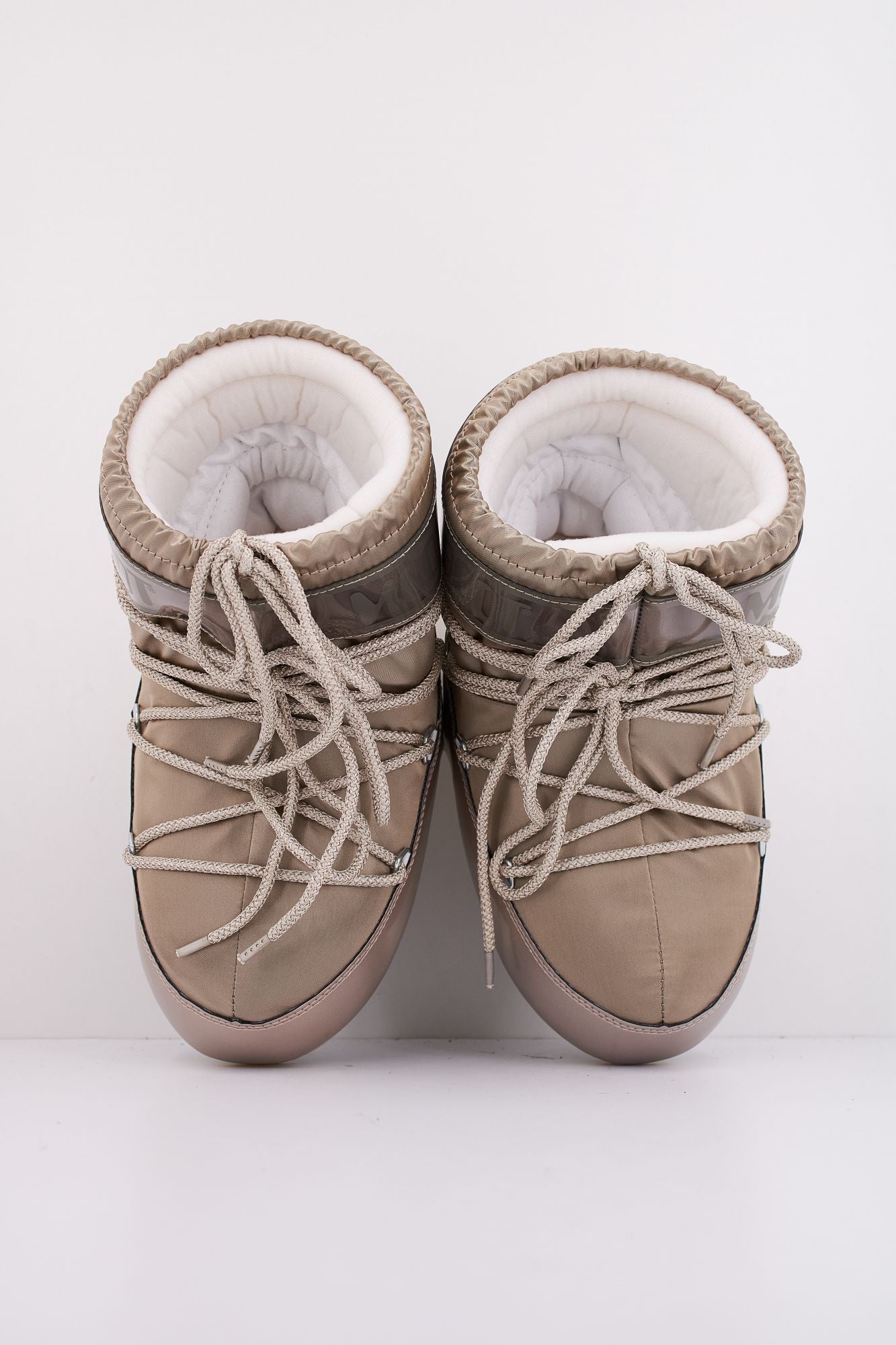 MOON BOOT  MB ICON LOW GLANC en color BRONCE (3)