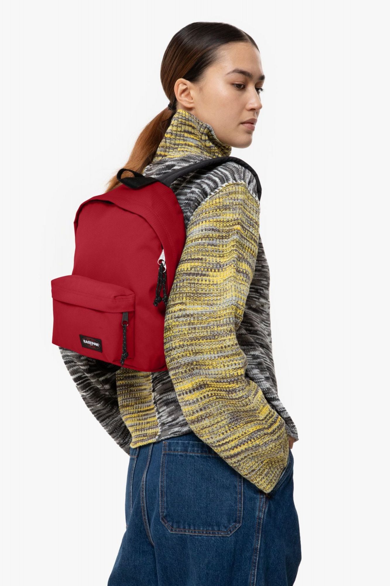 EASTPAK  ORBIT en color BURDEOS (1)