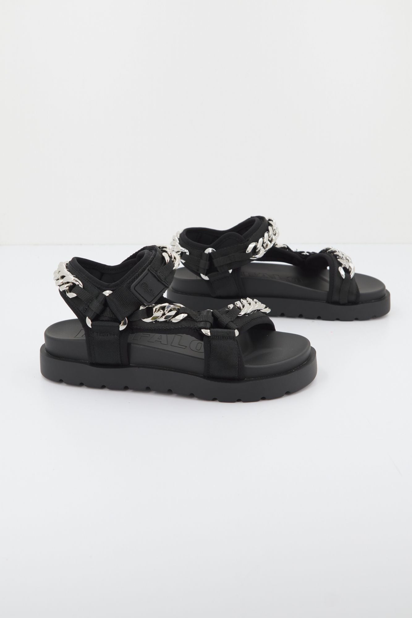 BUFFALO EVE TRACK C en color NEGRO (2)