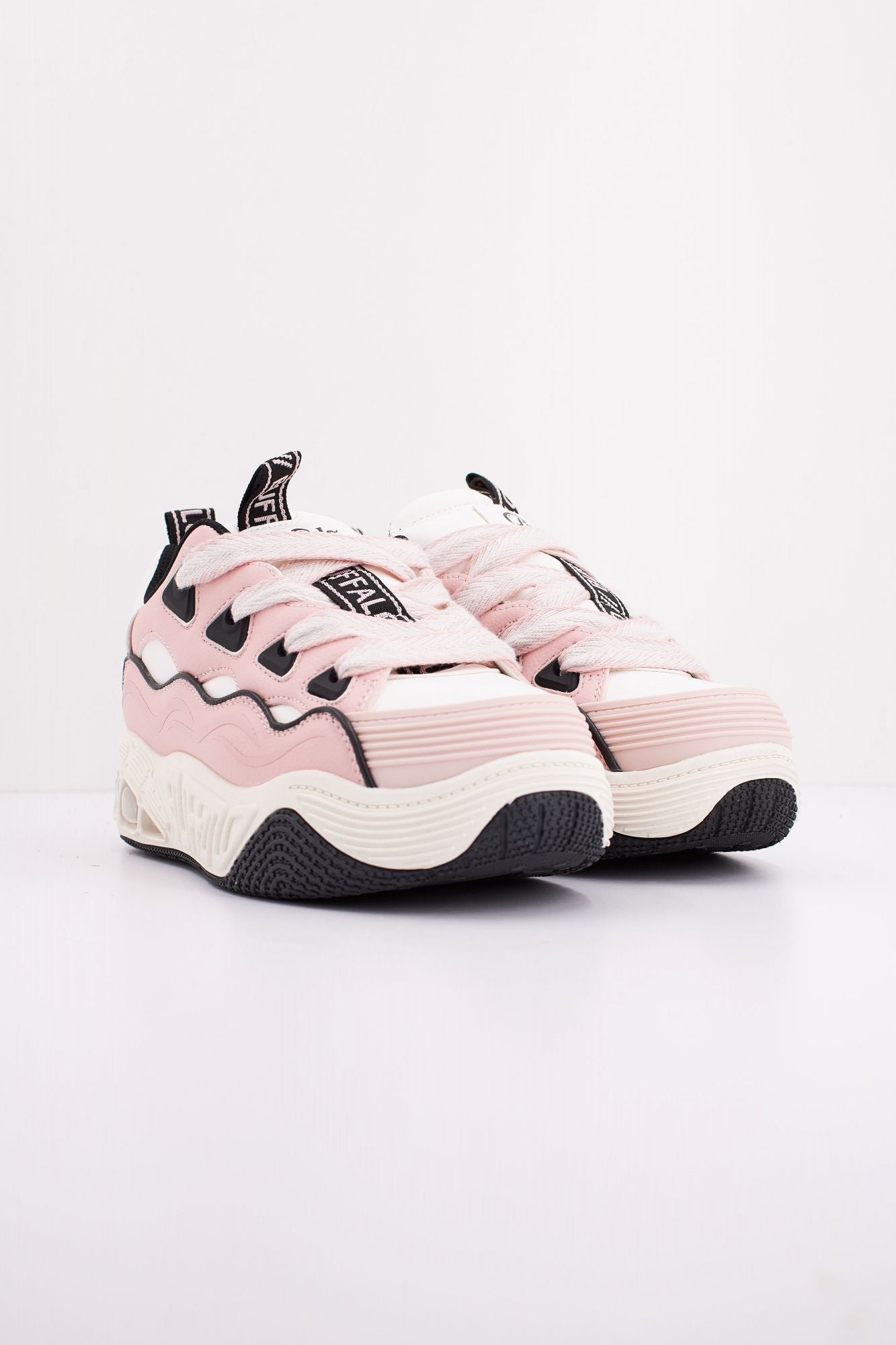 BUFFALO HERO SKATE en color ROSA (2)