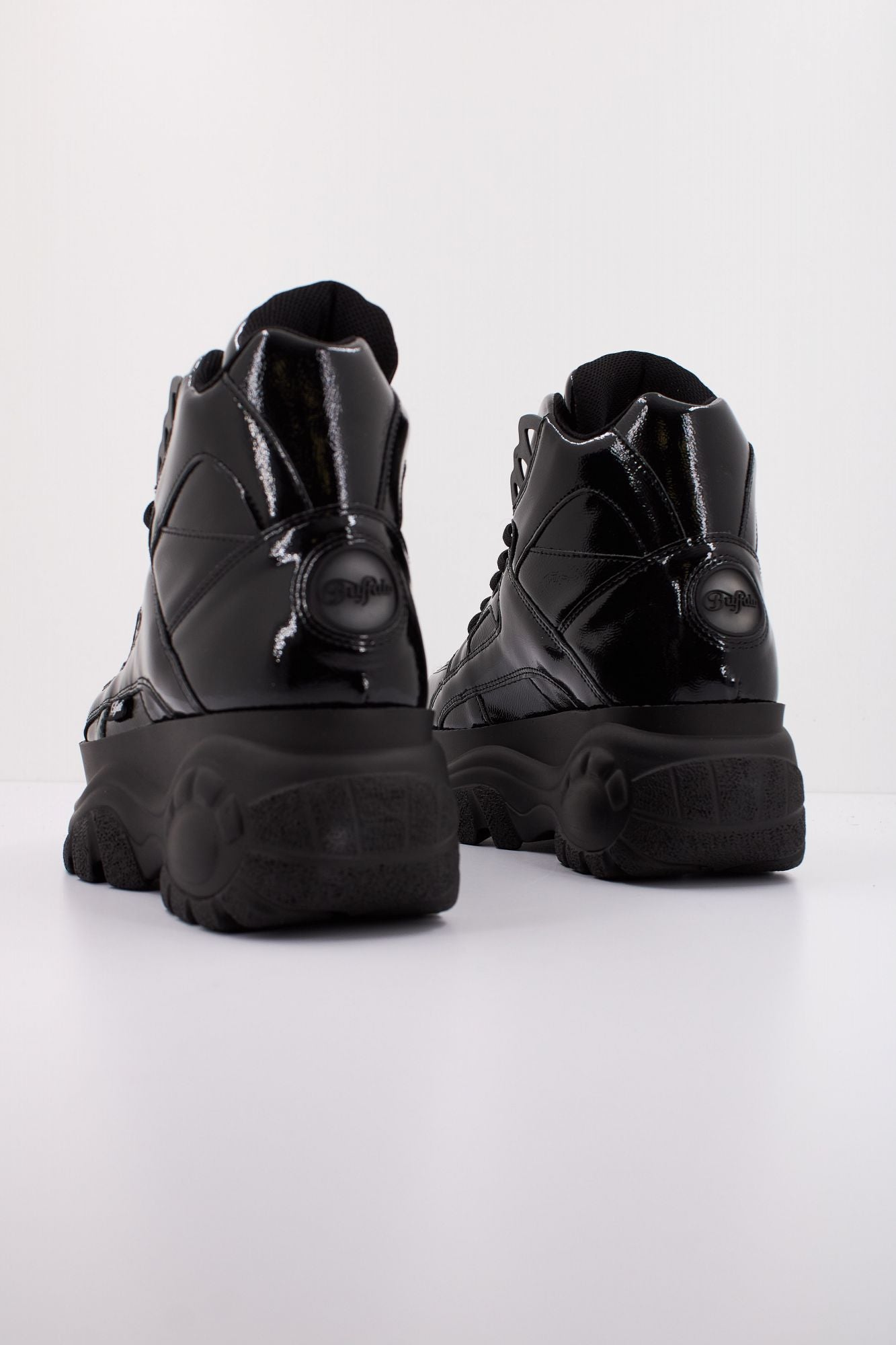 BUFFALO  1340-14 2.0  en color NEGRO (4)